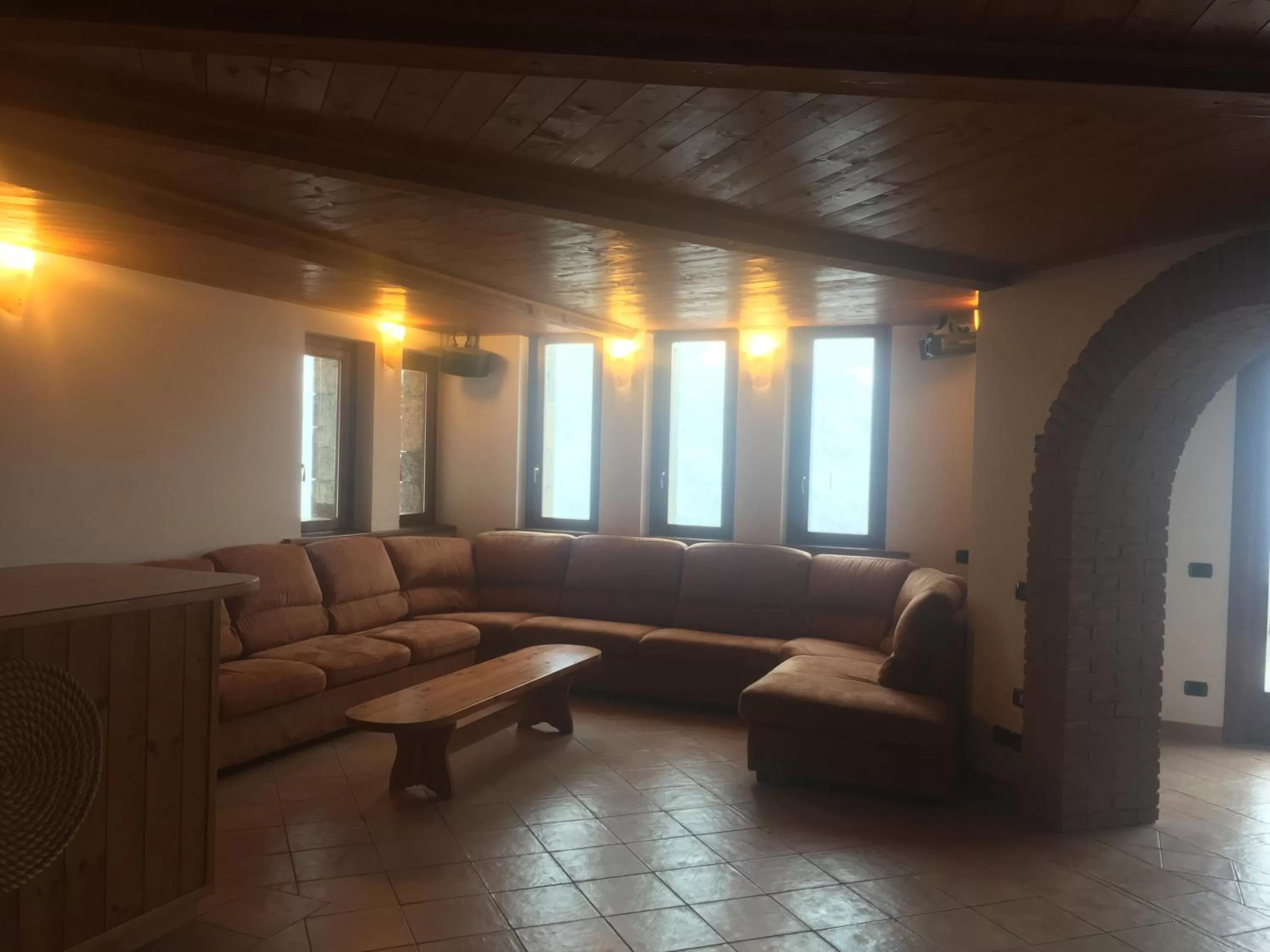 Communal lounge/ TV room in Resort Ninfea San Pellegrino Terme