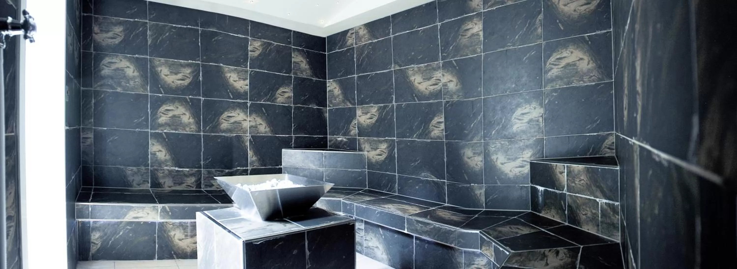 Sauna in Alpine Hideaway ZILLERTALERHOF - 4 Sterne Superior