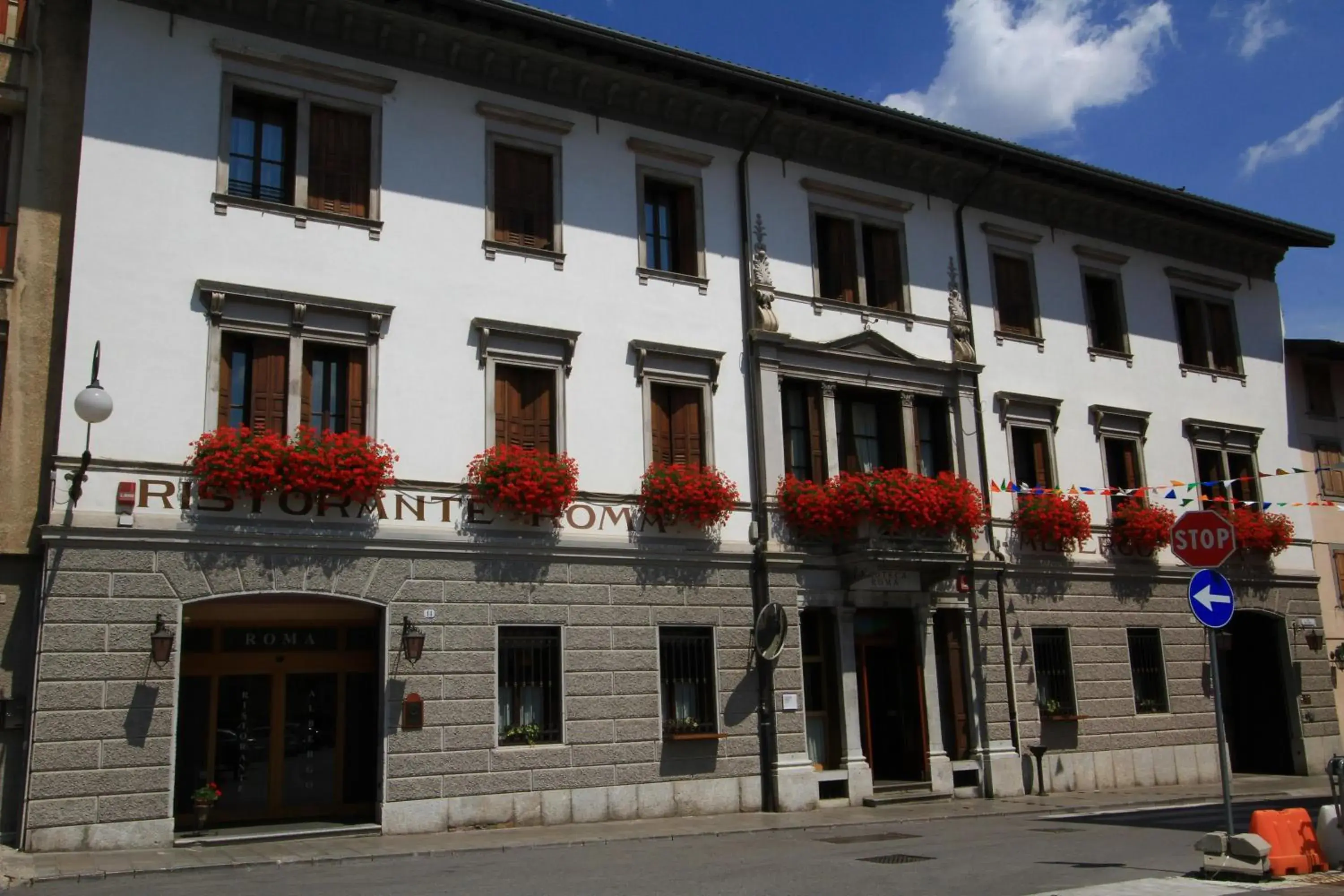 Facade/entrance, Property Building in Albergo Roma