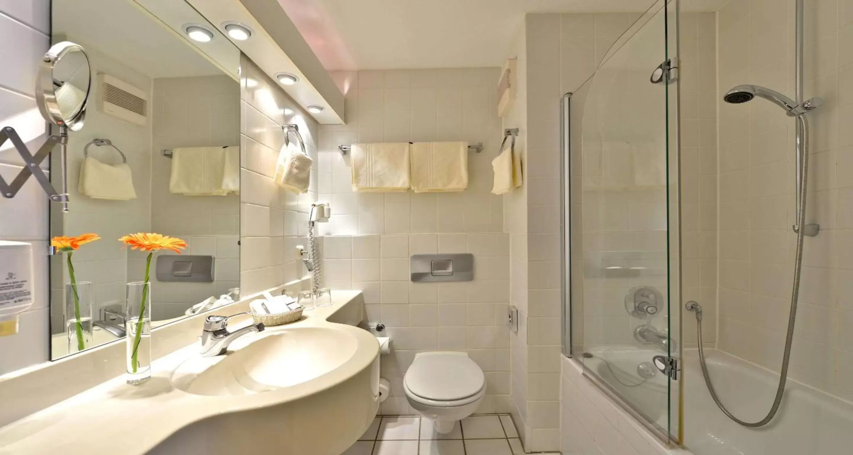 Bedroom, Bathroom in Sure Hotel by Best Western Hilden-Düsseldorf