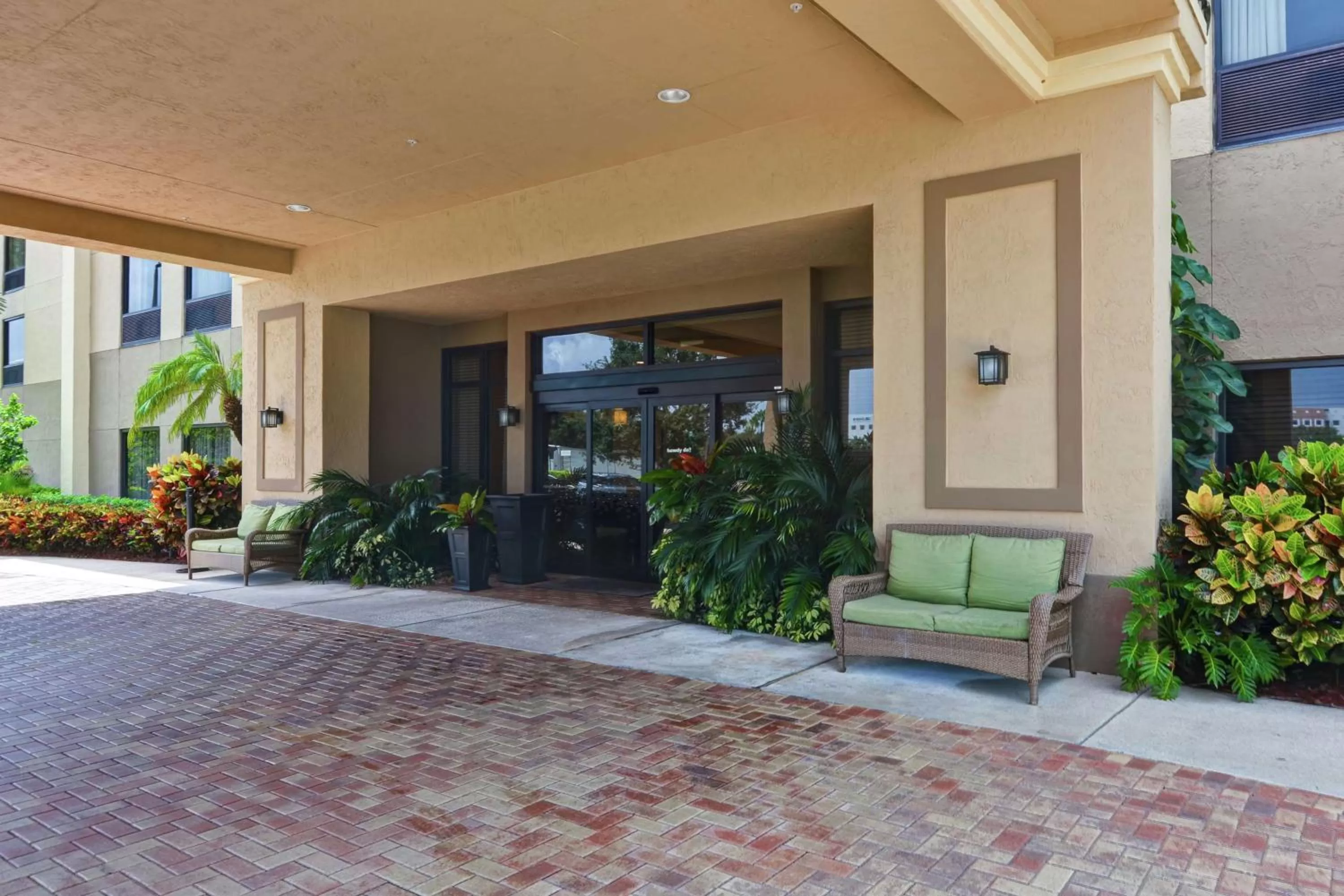 Property building in Hampton Inn West Palm Beach-Florida Turnpike