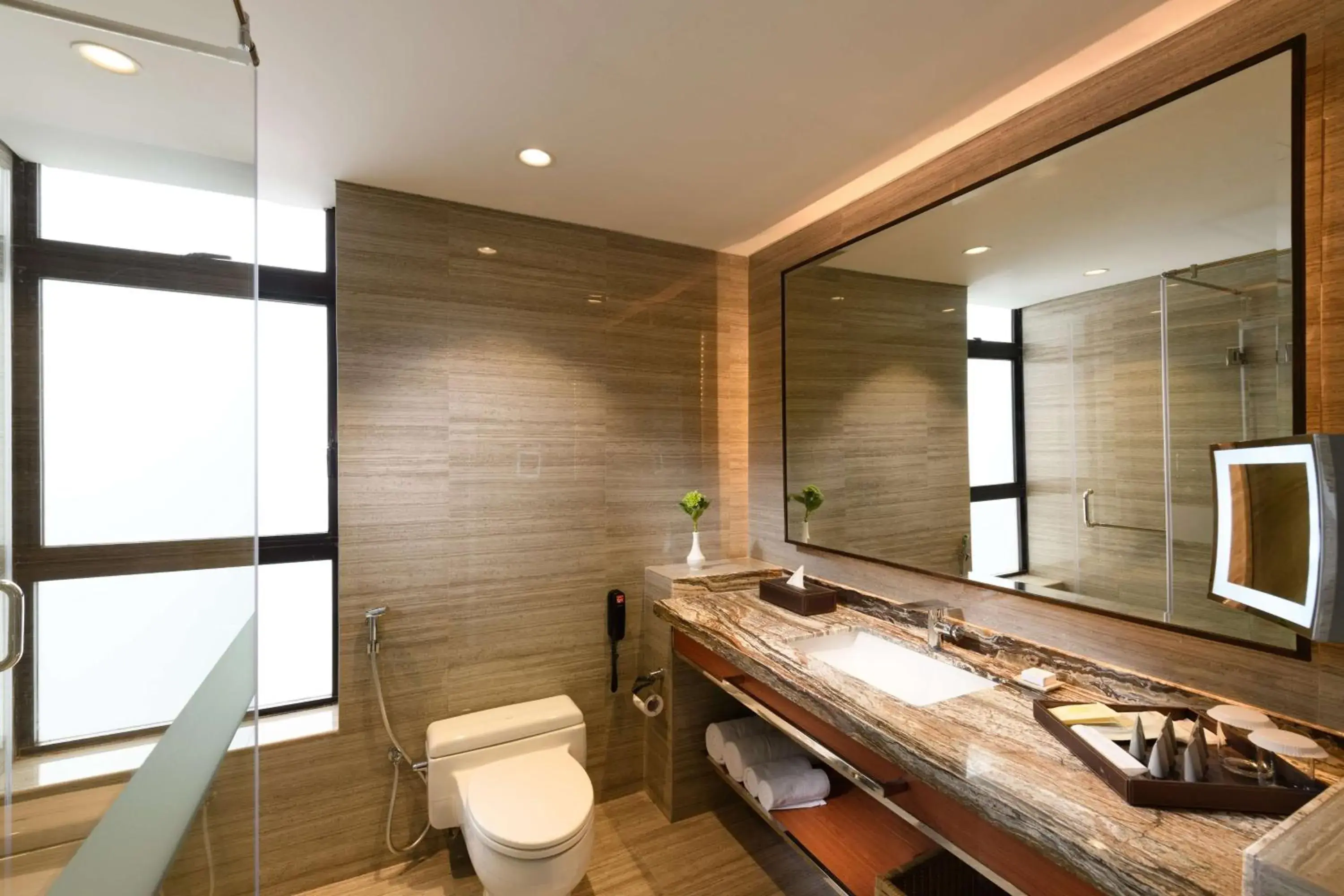 Bathroom in Hilton Colombo Residence