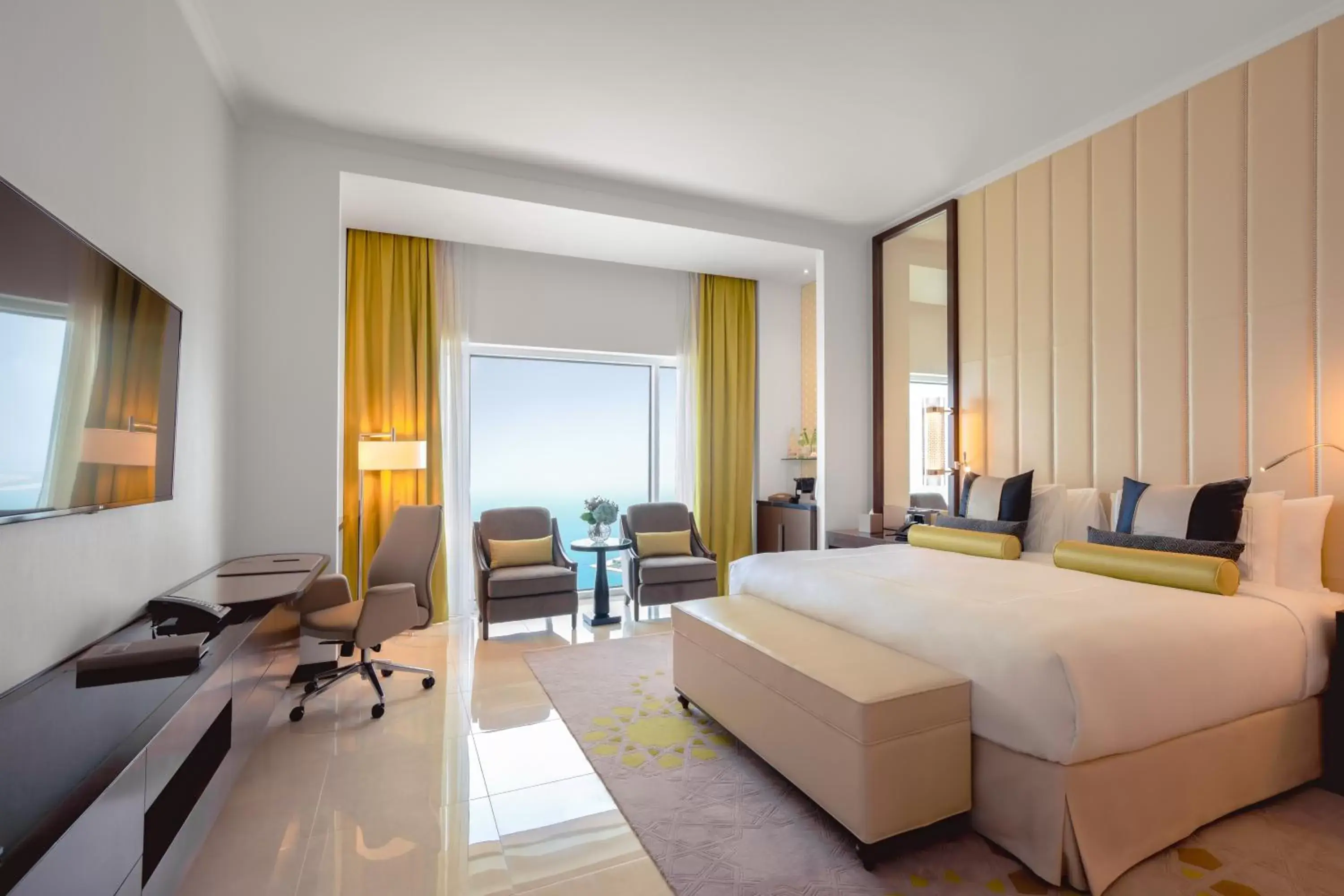 Bedroom, Seating Area in Rixos Marina Abu Dhabi