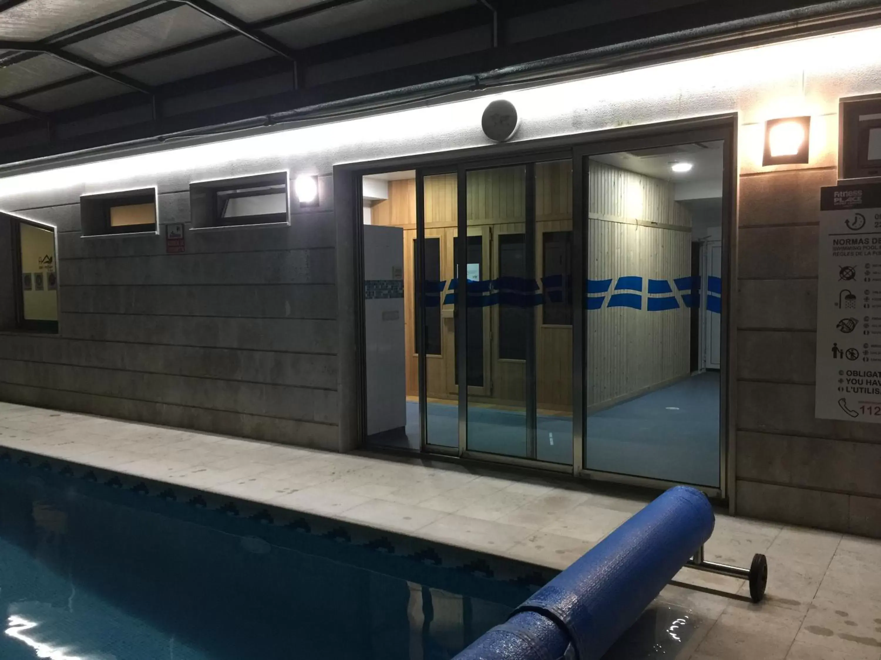 Swimming pool in Hotel San Millán Swimming pool in Hotel San Millán