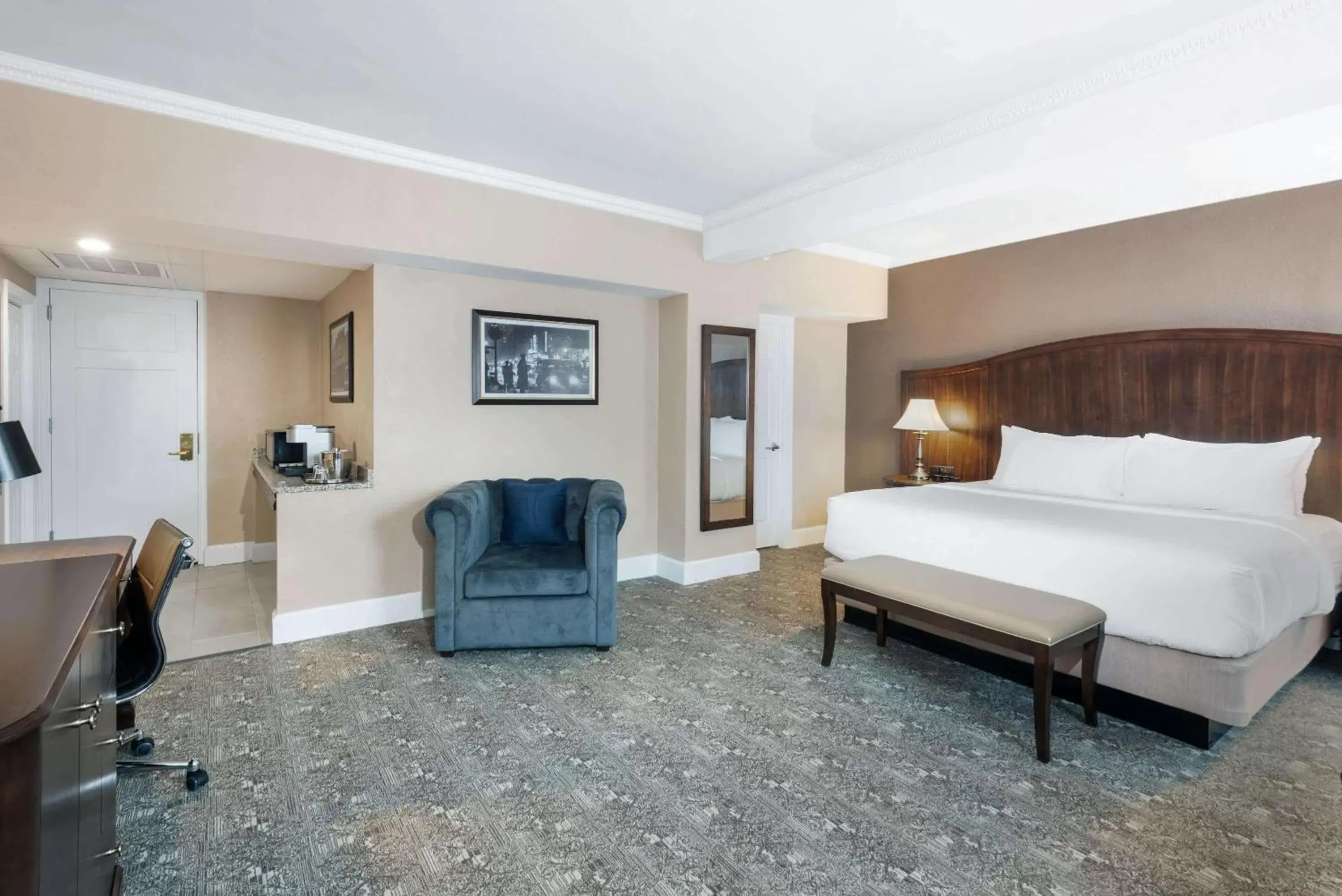 Photo of the whole room in The Americus Hotel, Trademark Collection by Wyndham