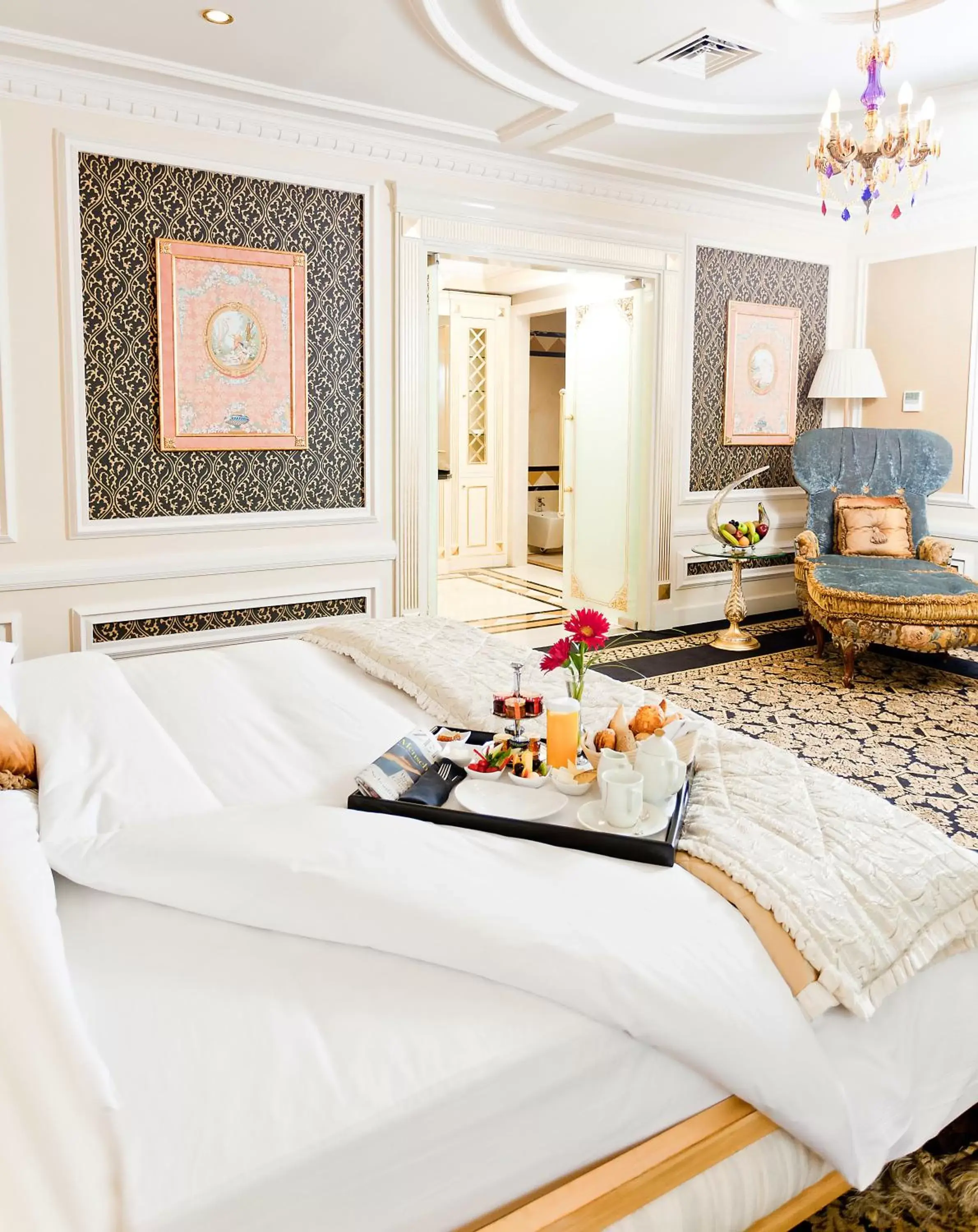 Bed in Divan Erbil Hotel Bed in Divan Erbil Hotel