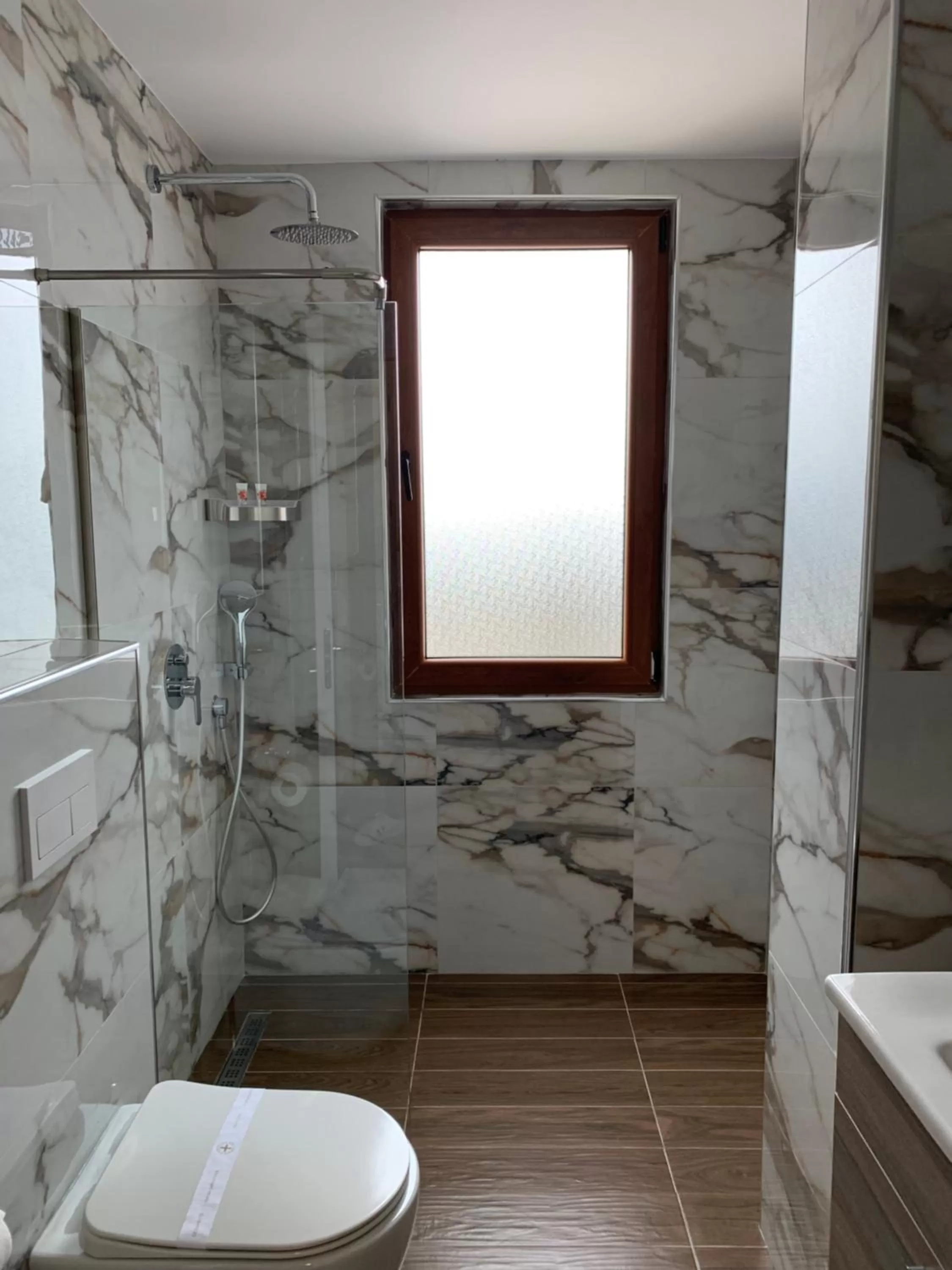 Bathroom in Grand Hotel Pogradec