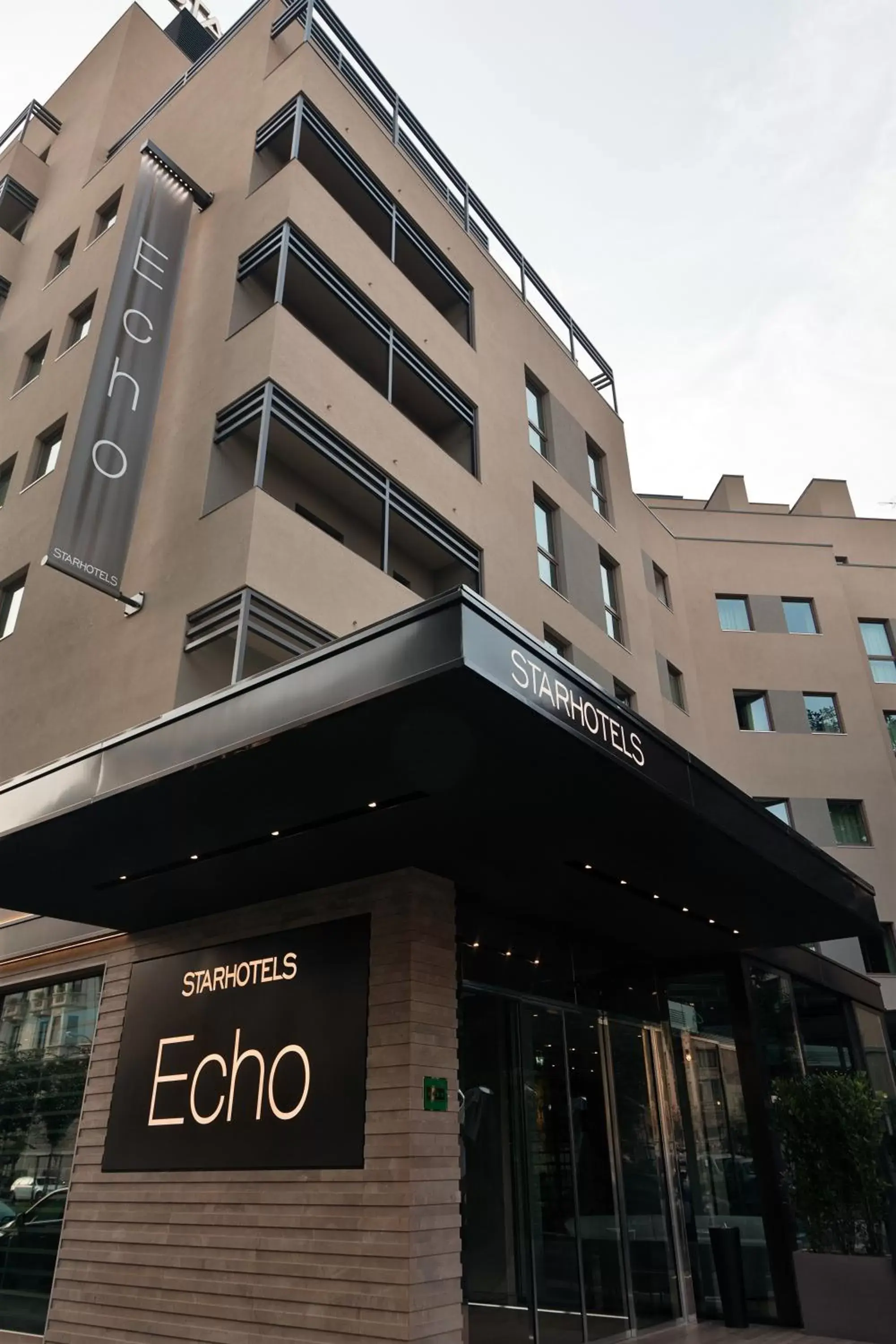 Facade/entrance, Property Building in Starhotels Echo