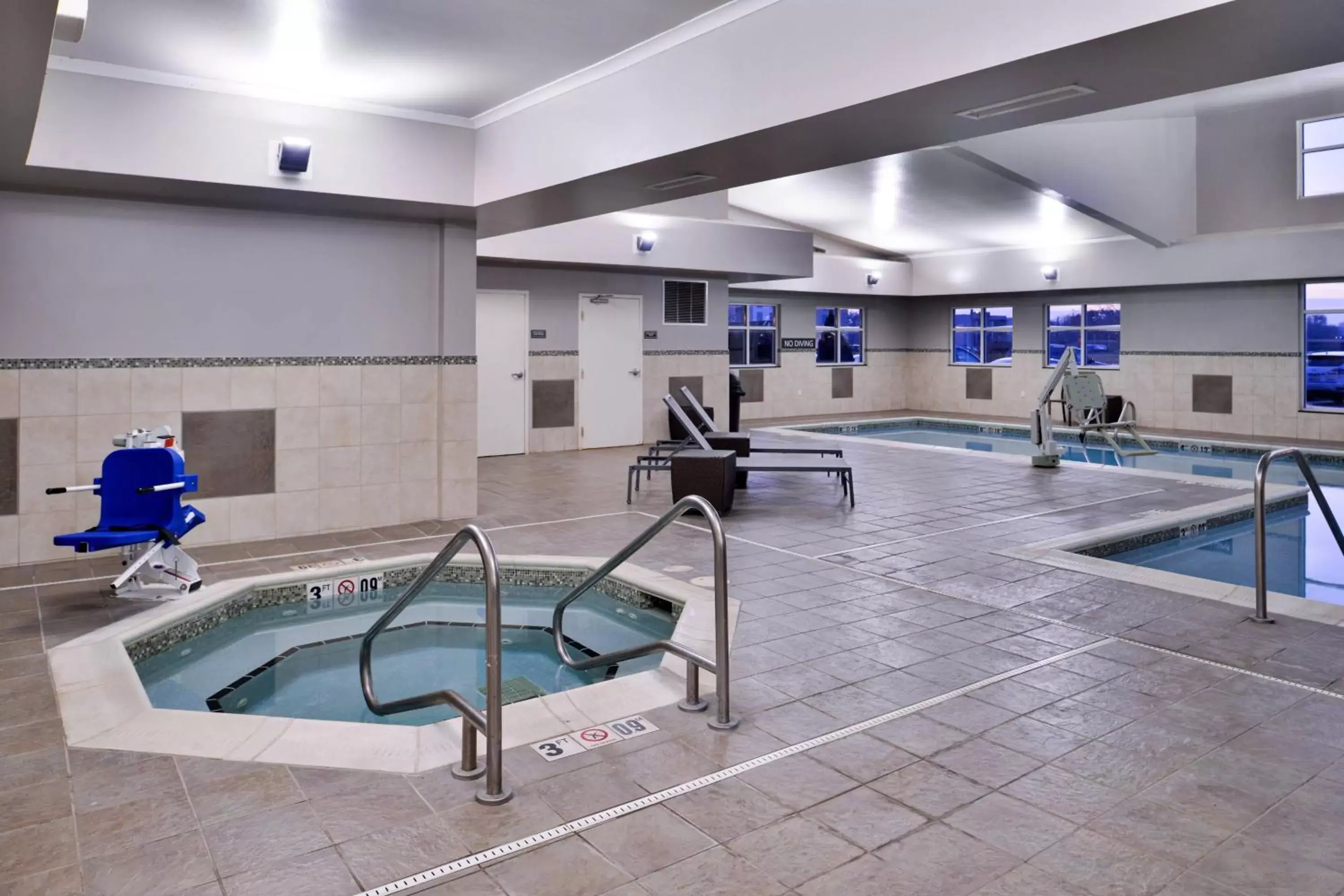 Fitness centre/facilities, Swimming Pool in Residence Inn by Marriott Coralville