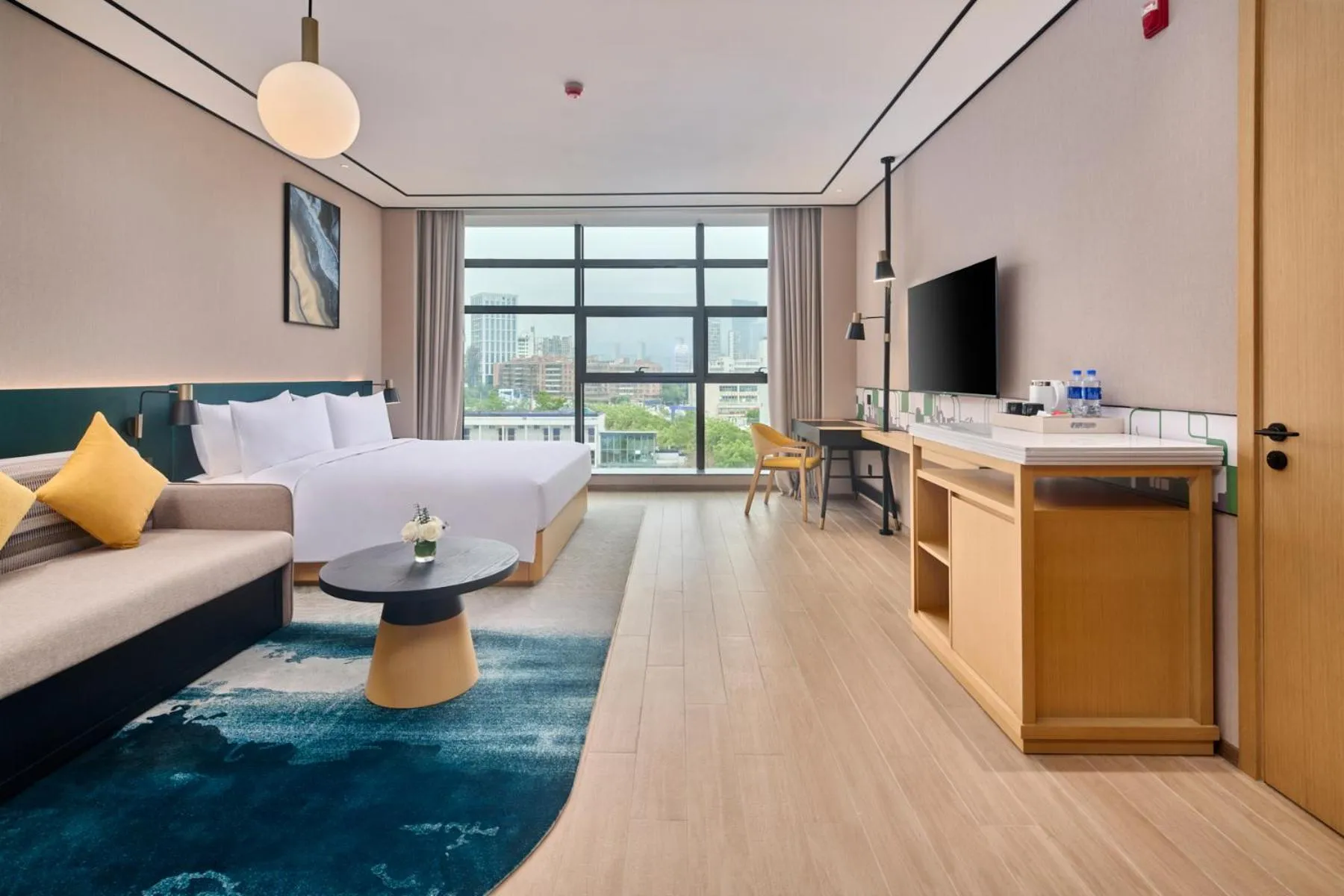 Bedroom, Bed in Hilton Garden Inn Zhuhai Jinan University