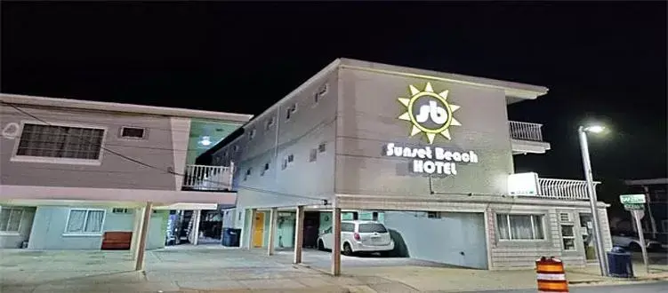 Property building in Sunset Beach Hotel