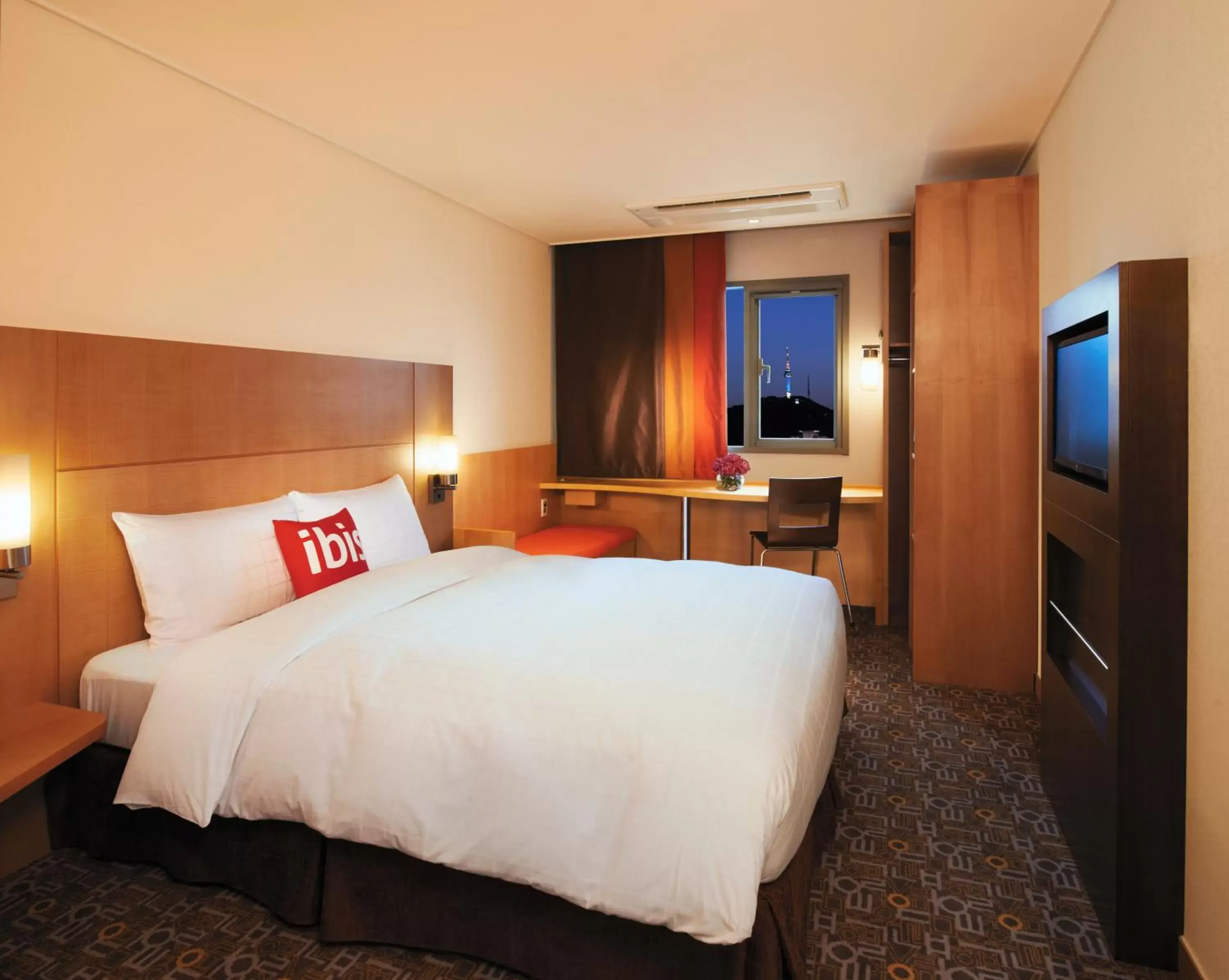Photo of the whole room in ibis Ambassador Insadong