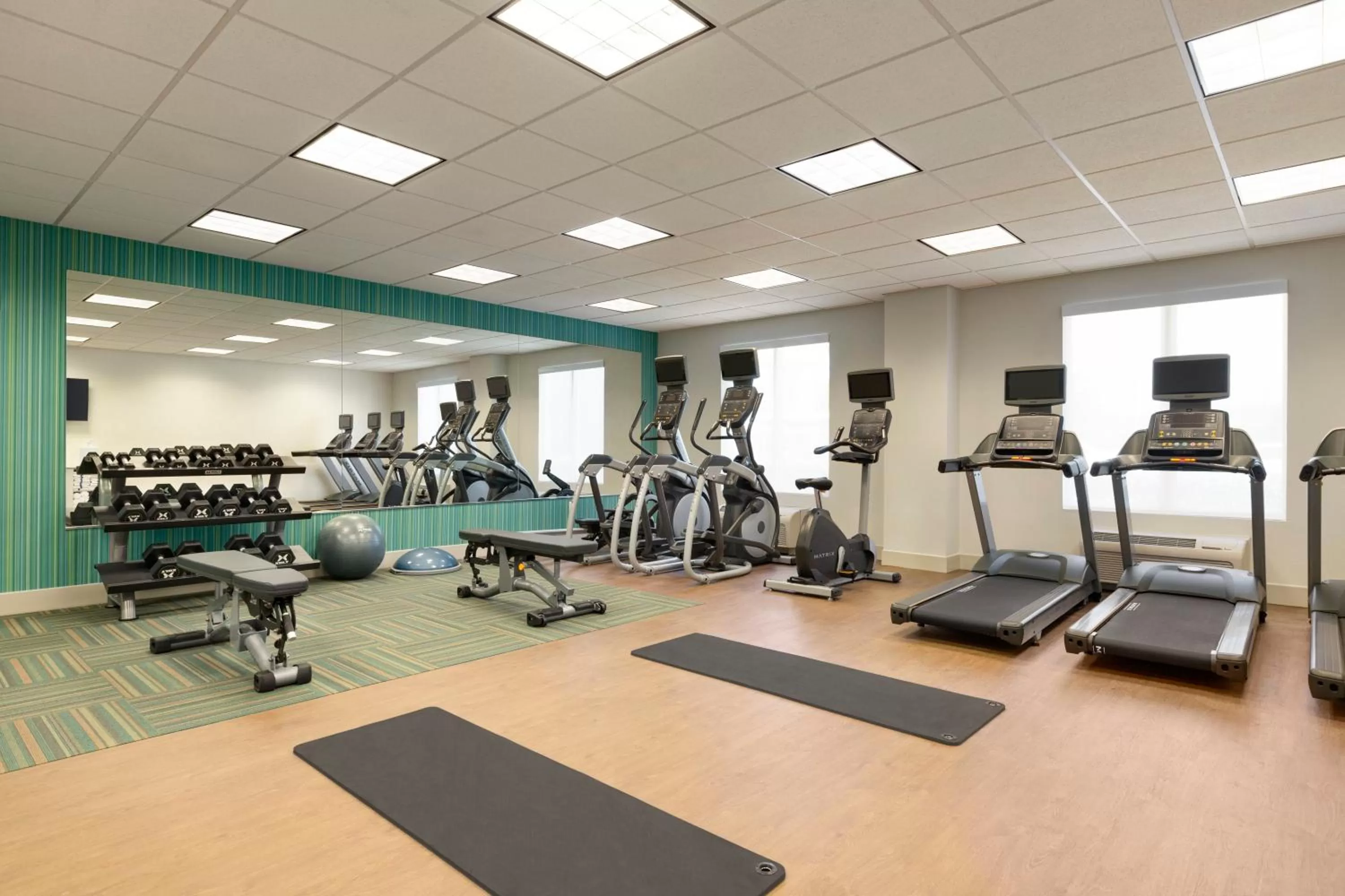 Fitness centre/facilities in Holiday Inn Express Hotel & Suites Fort Myers East - The Forum by IHG