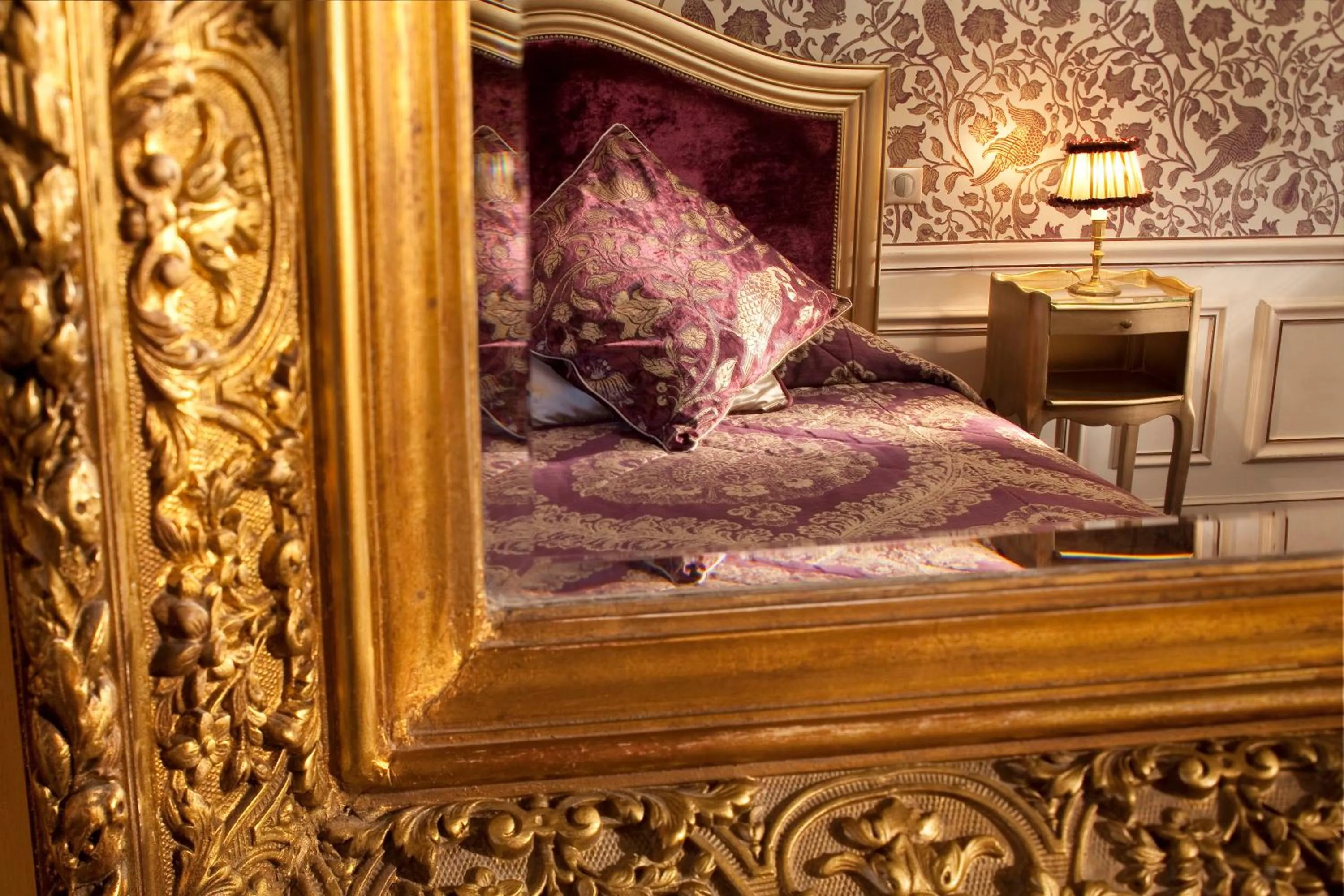 Decorative detail, Bed in Hotel & Spa Saint-Jacques