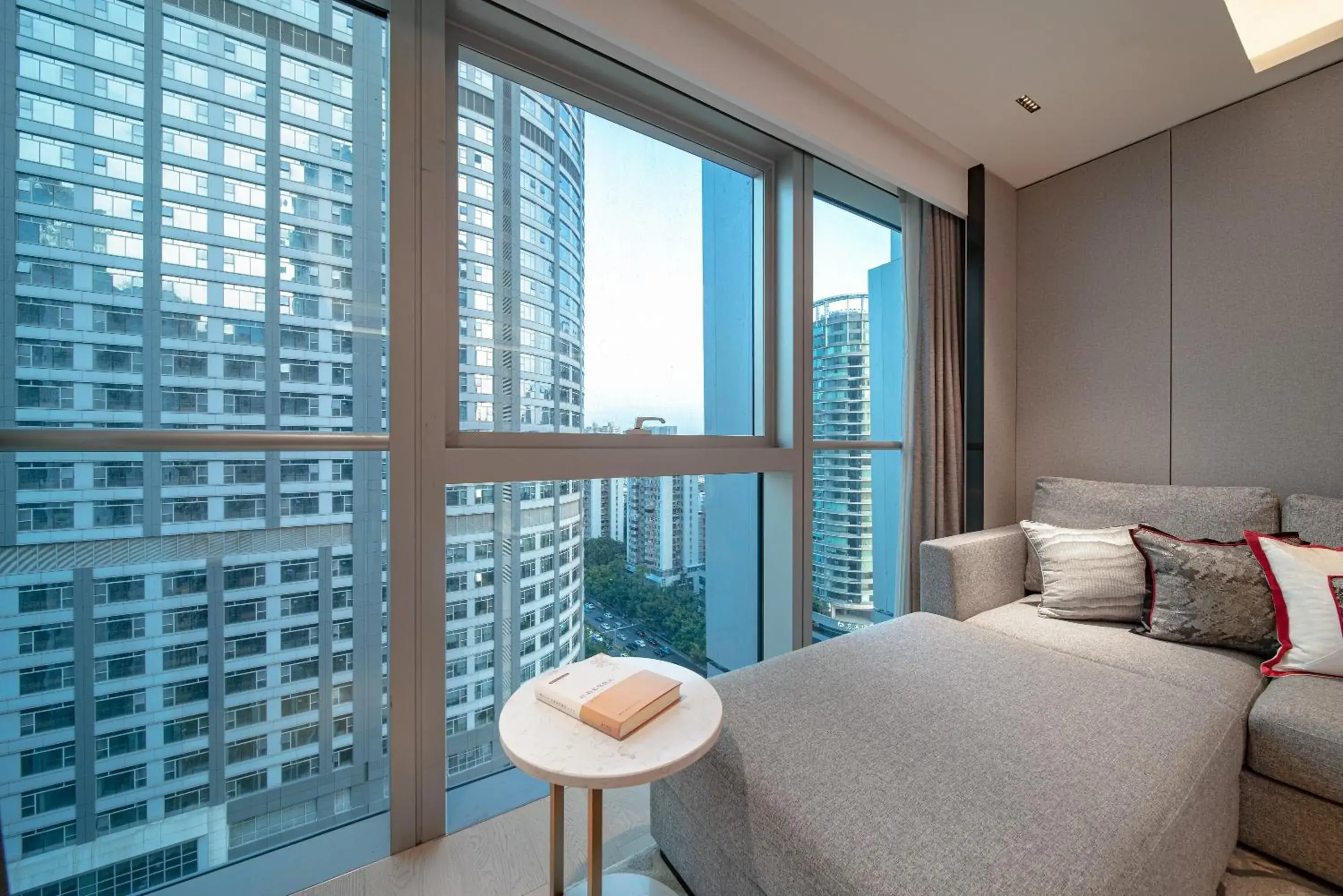 View (from property/room), Bed in Ascott ICC Guangzhou