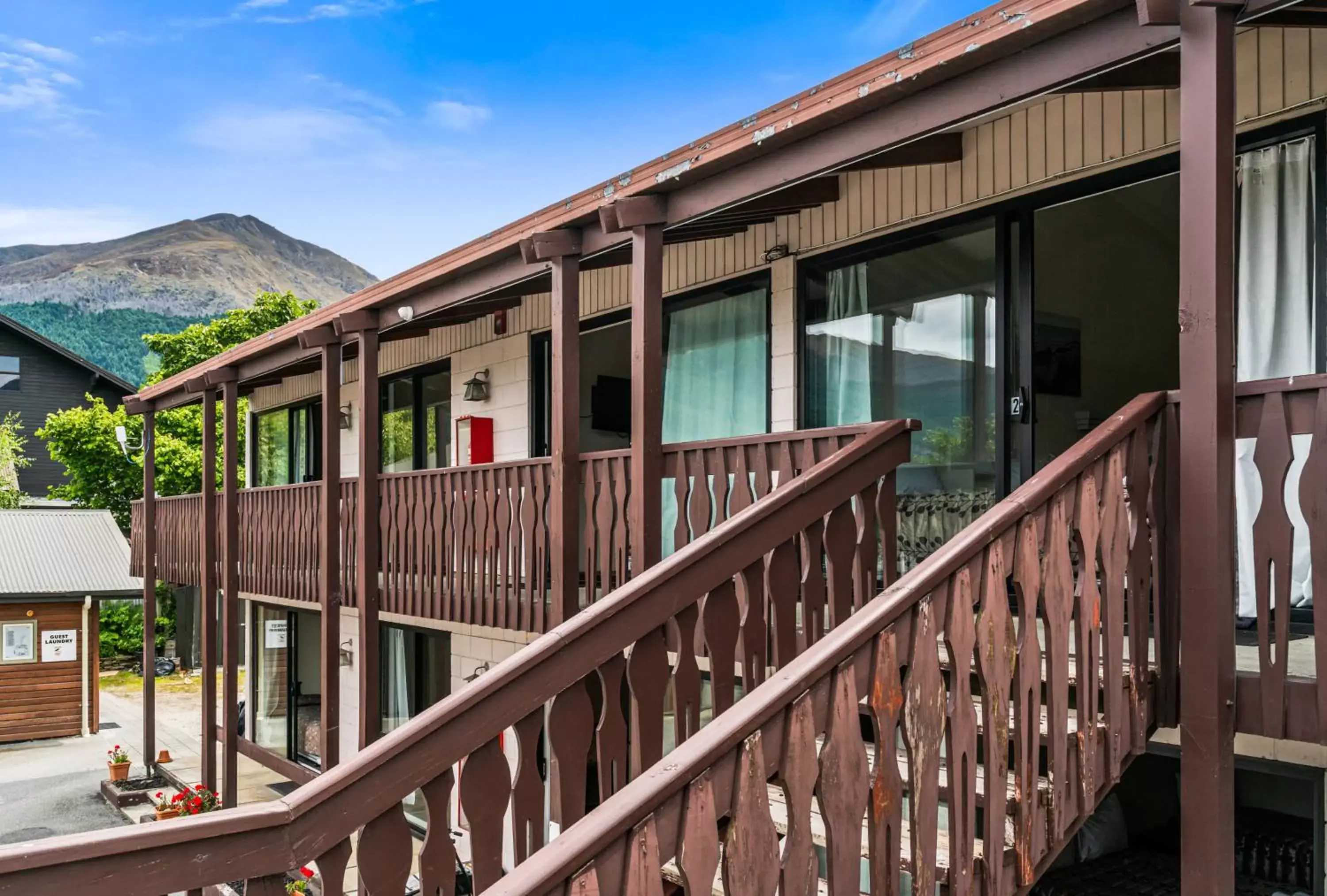 Property building, Balcony/Terrace in Queenstown Motel Apartments