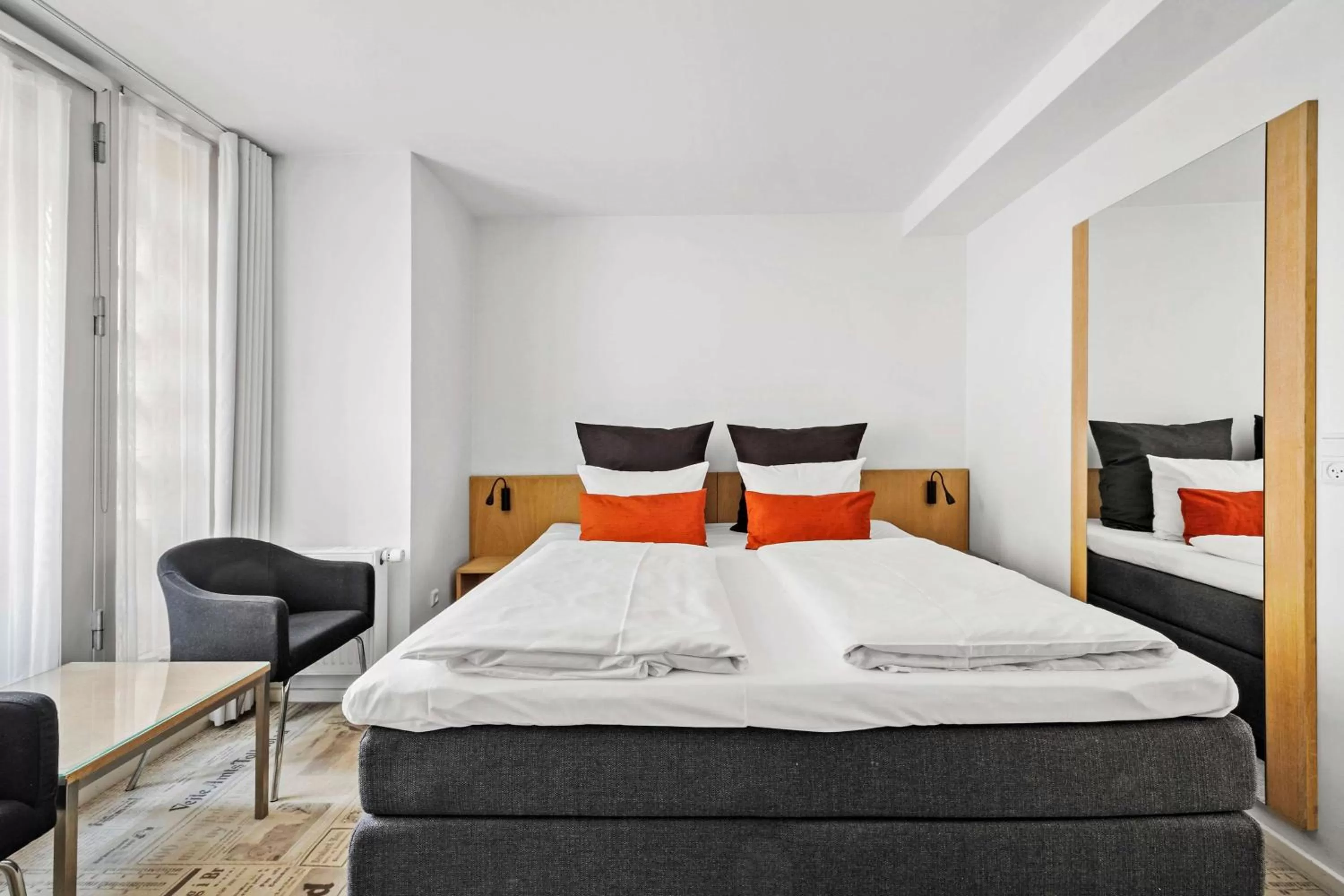 Bedroom, Bed in Best Western ToRVEhallerne