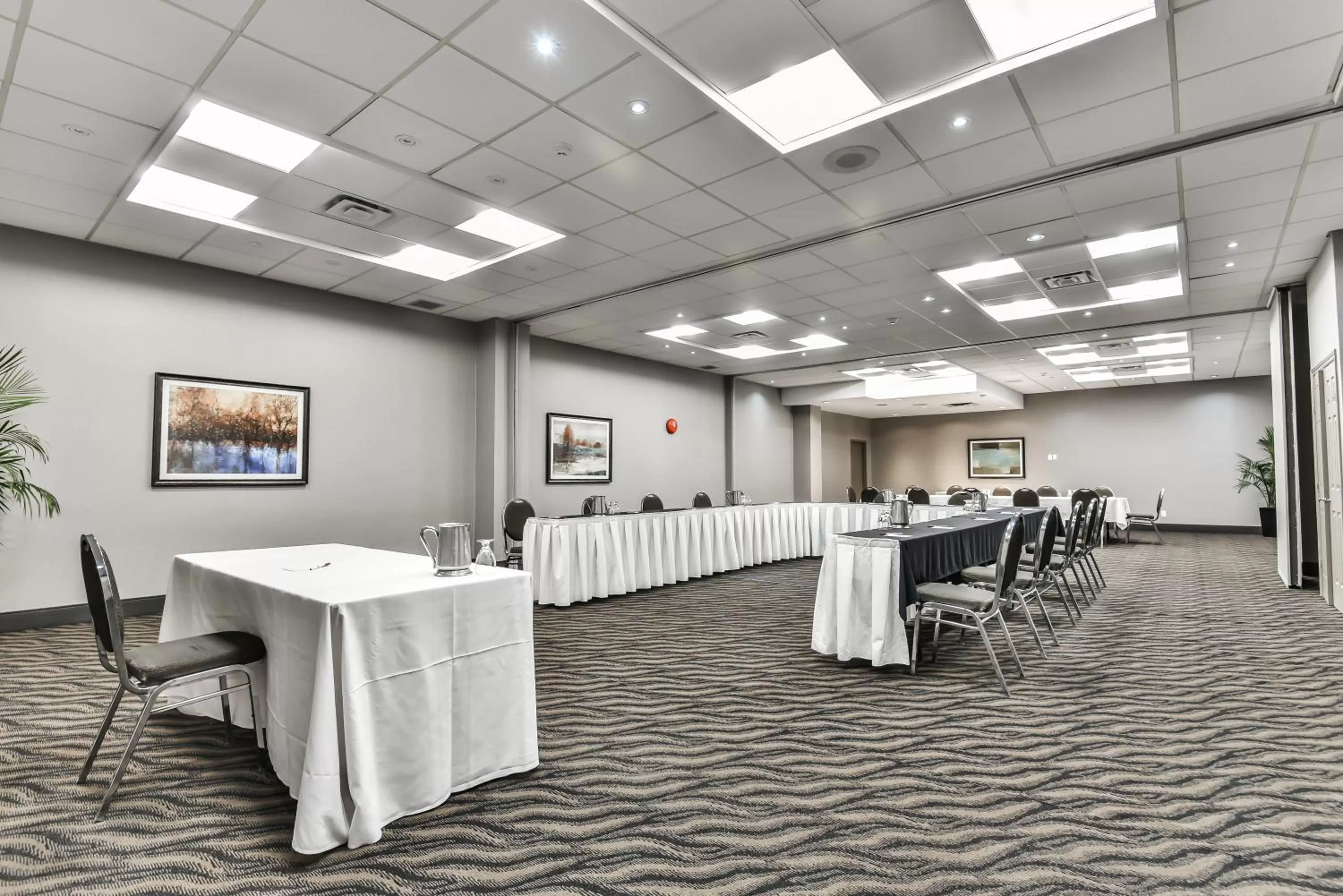 Meeting/conference room in Best Western Plus Cambridge Hotel
