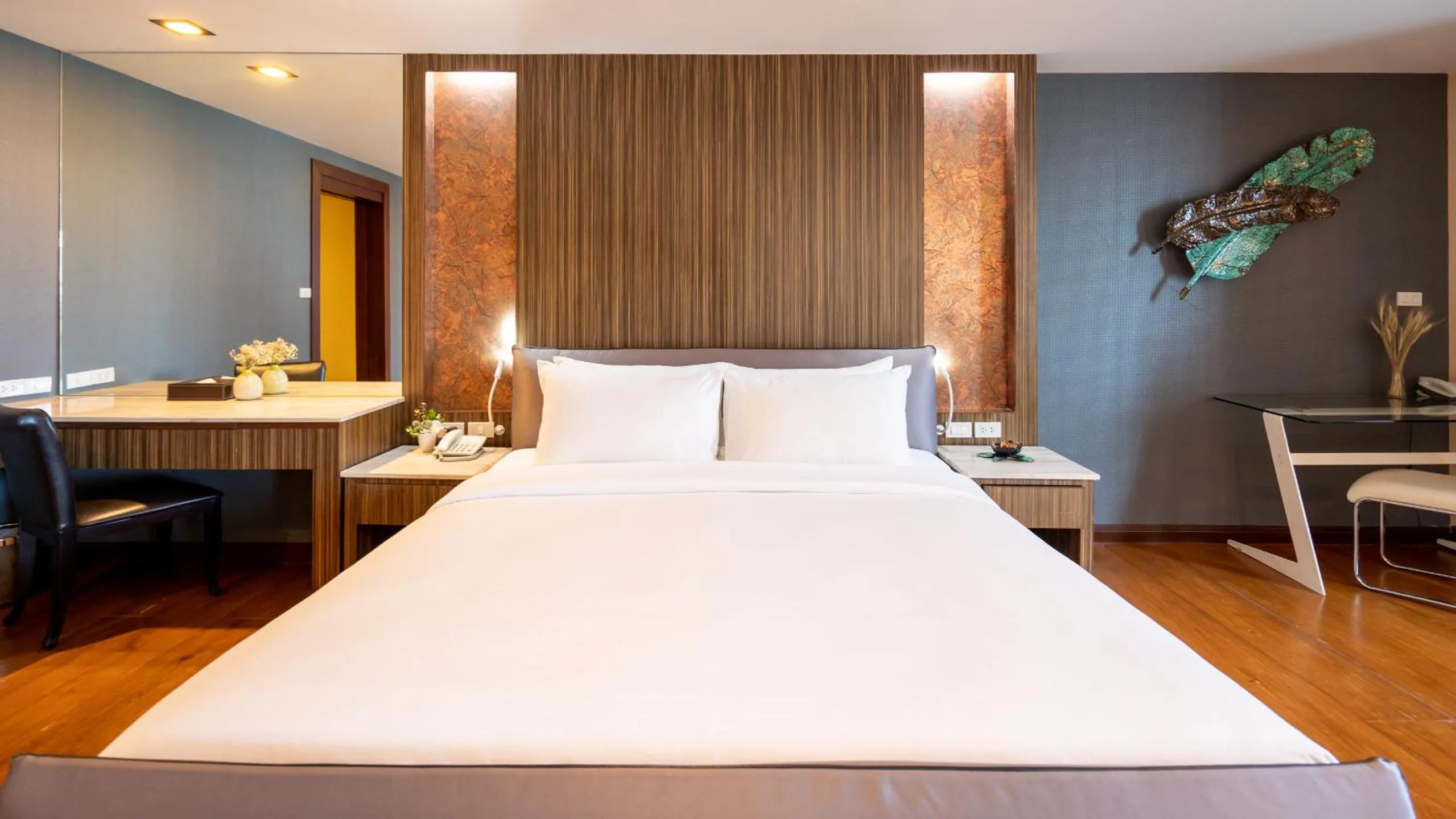 Bed in Khum Phucome Hotel -SHA Extra Plus