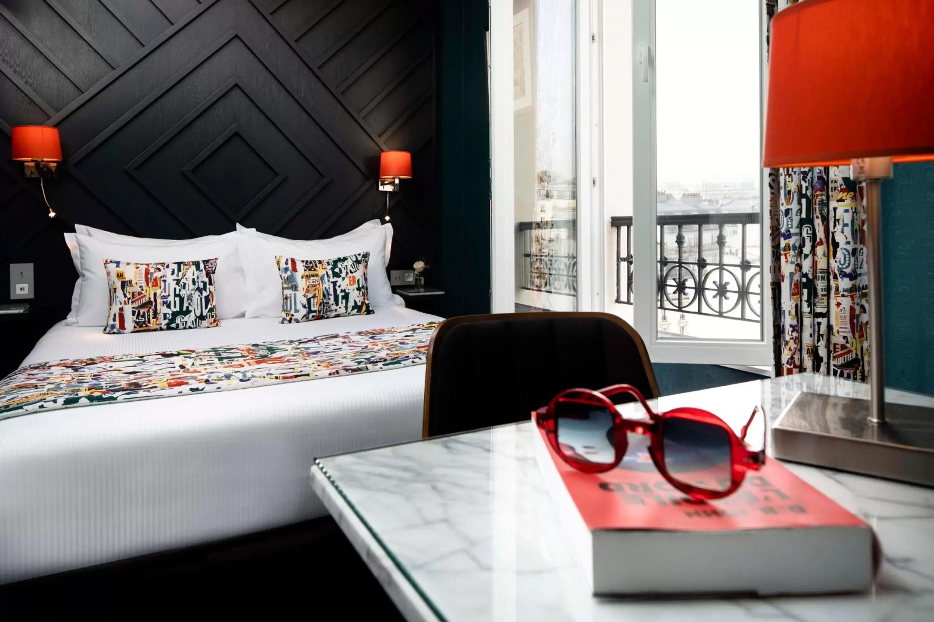 Bed in Hôtel des Arts Montmartre