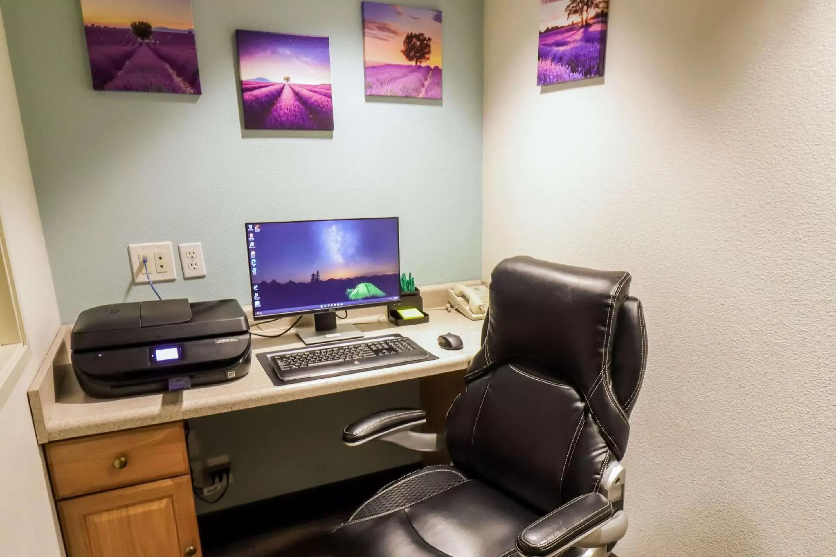 Business facilities in Quality Inn & Suites Sequim at Olympic National Park