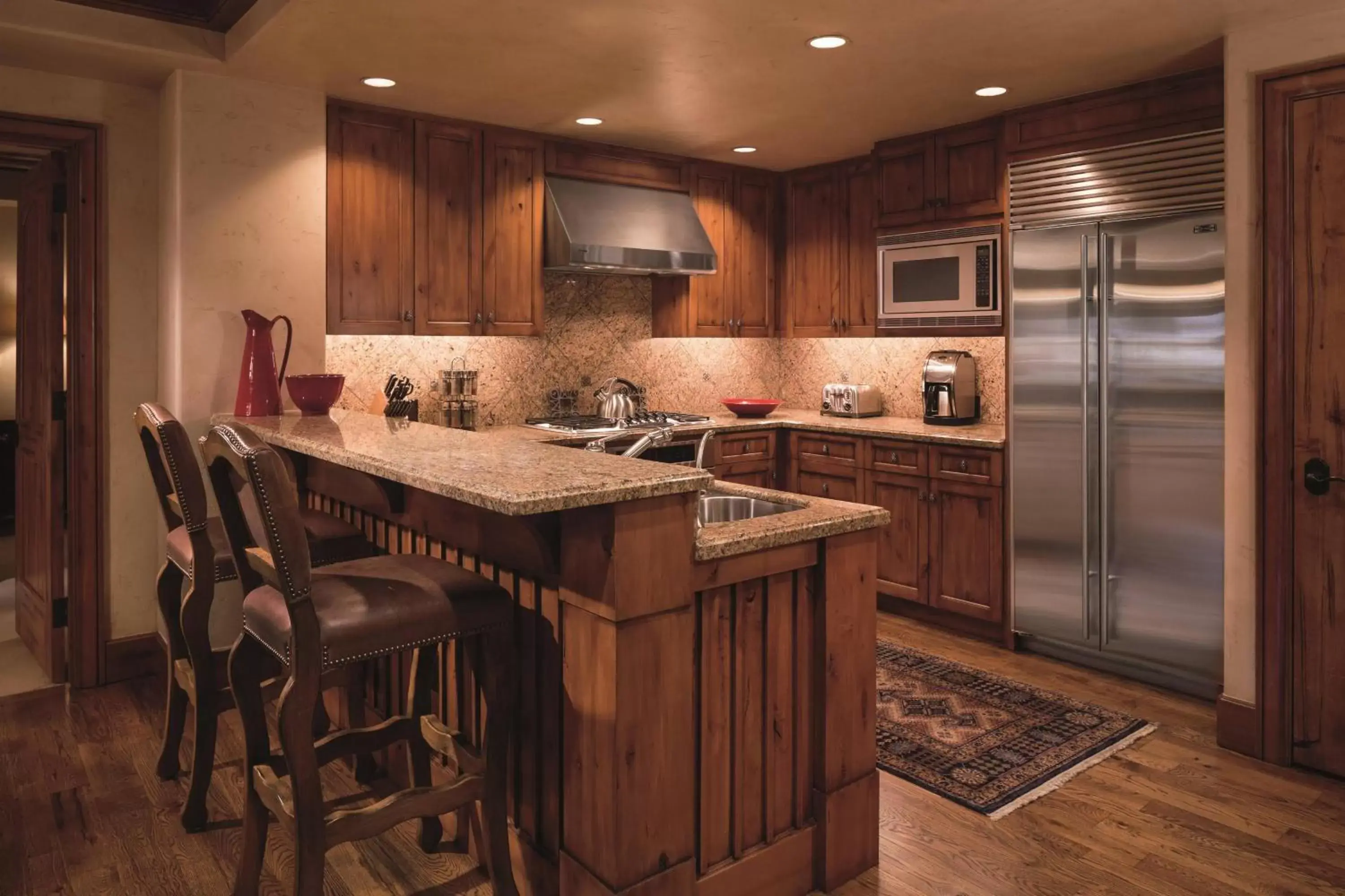 Bedroom, Kitchen/Kitchenette in The Ritz-Carlton, Bachelor Gulch