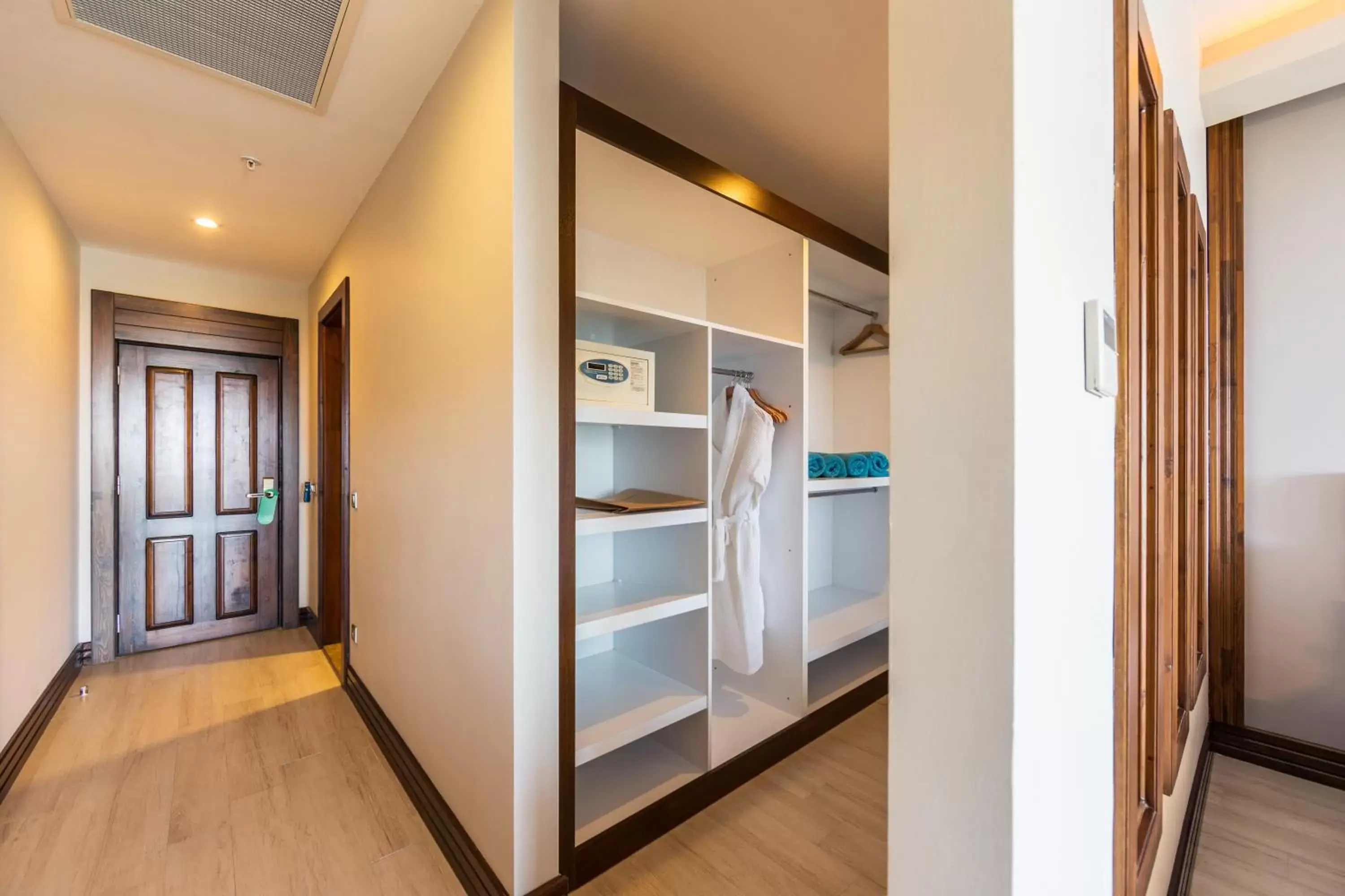 Massage, Bunk Bed in TUI Magic Life Masmavi