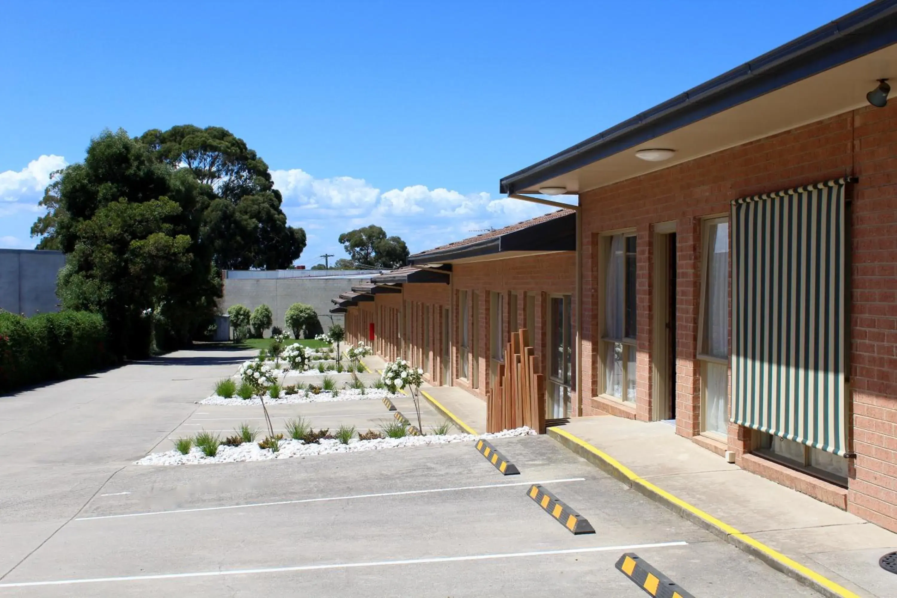 Facade/entrance in Cranbourne Motor Inn