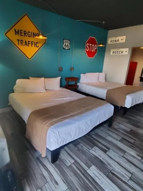Desert Hills Motel
