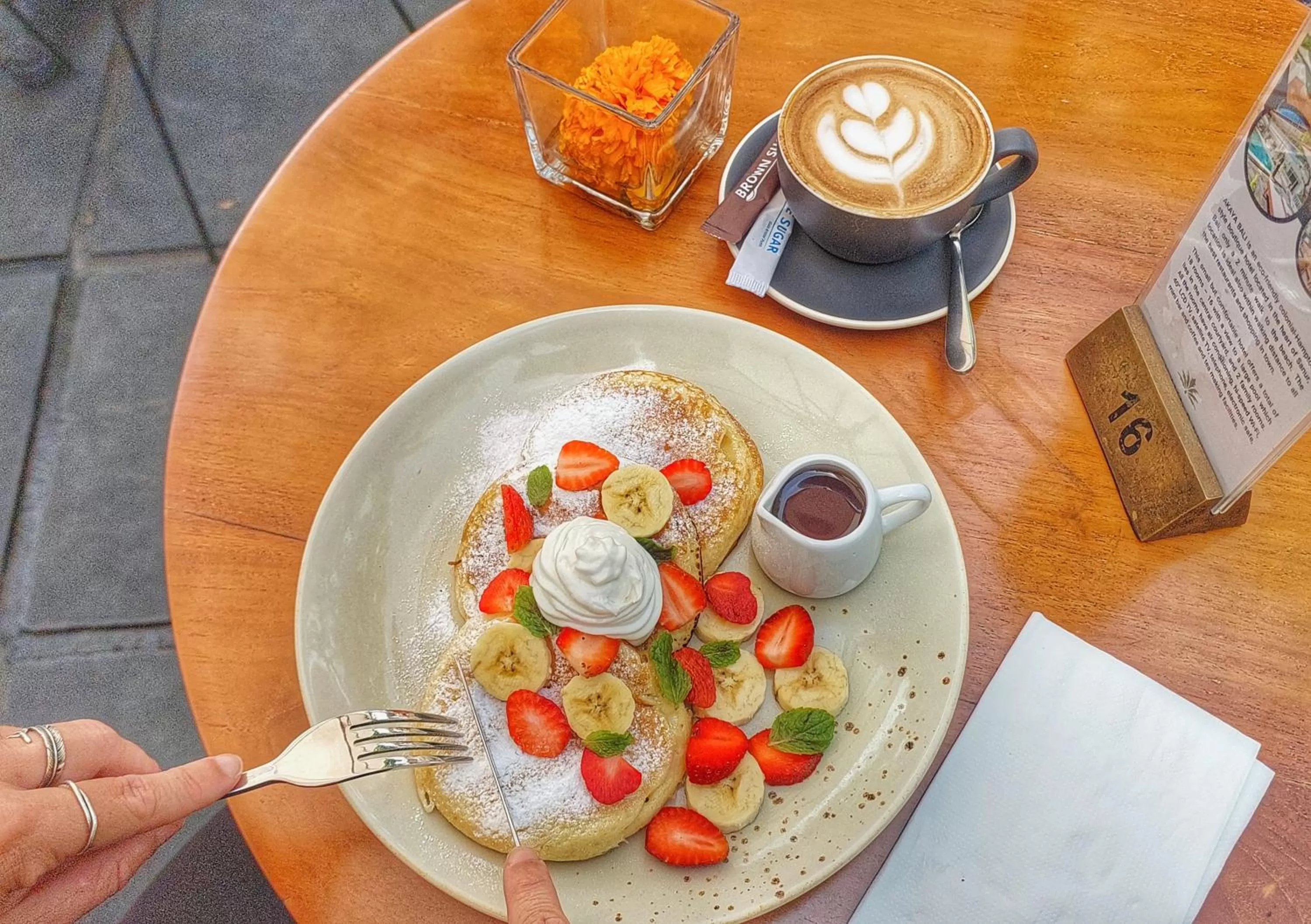 Breakfast in Akaya Bali