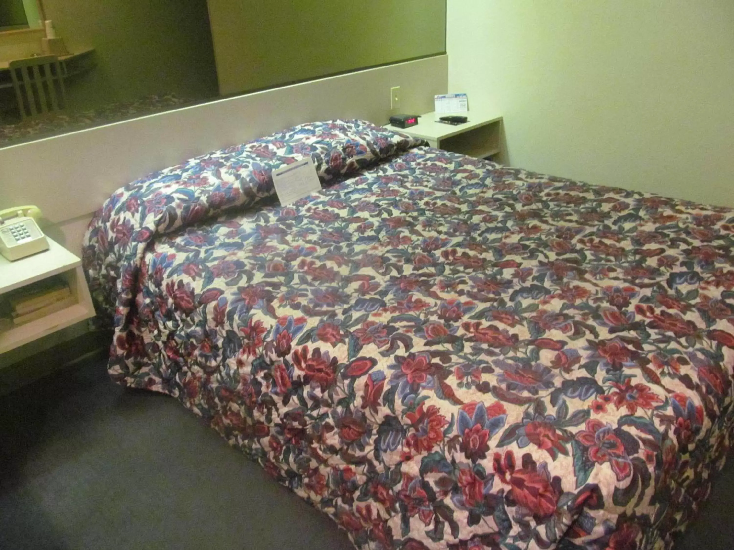 Bed in Microtel Inn by Wyndham Champaign