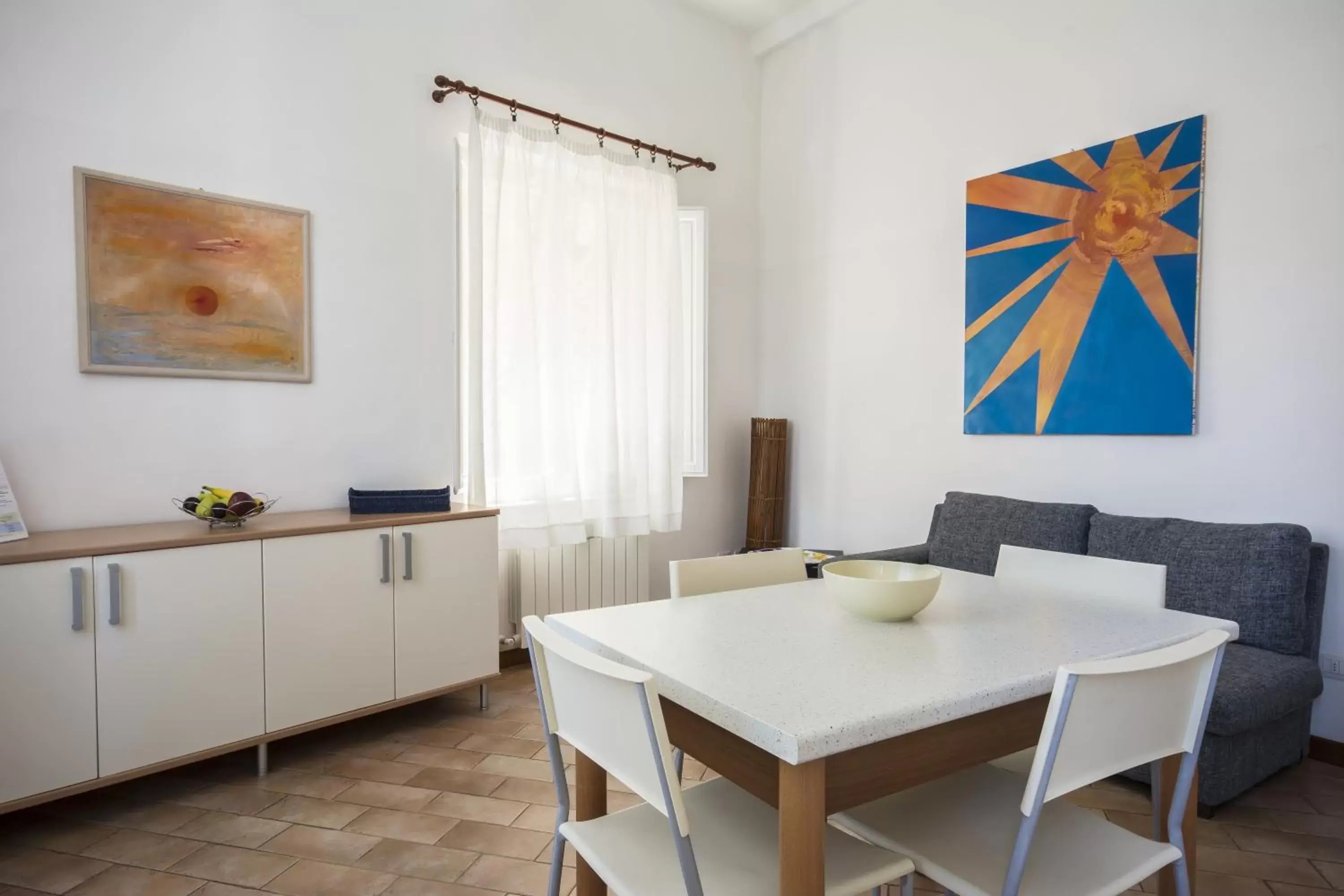 Kitchen or kitchenette, Dining Area in GH Paradiso - Apartments