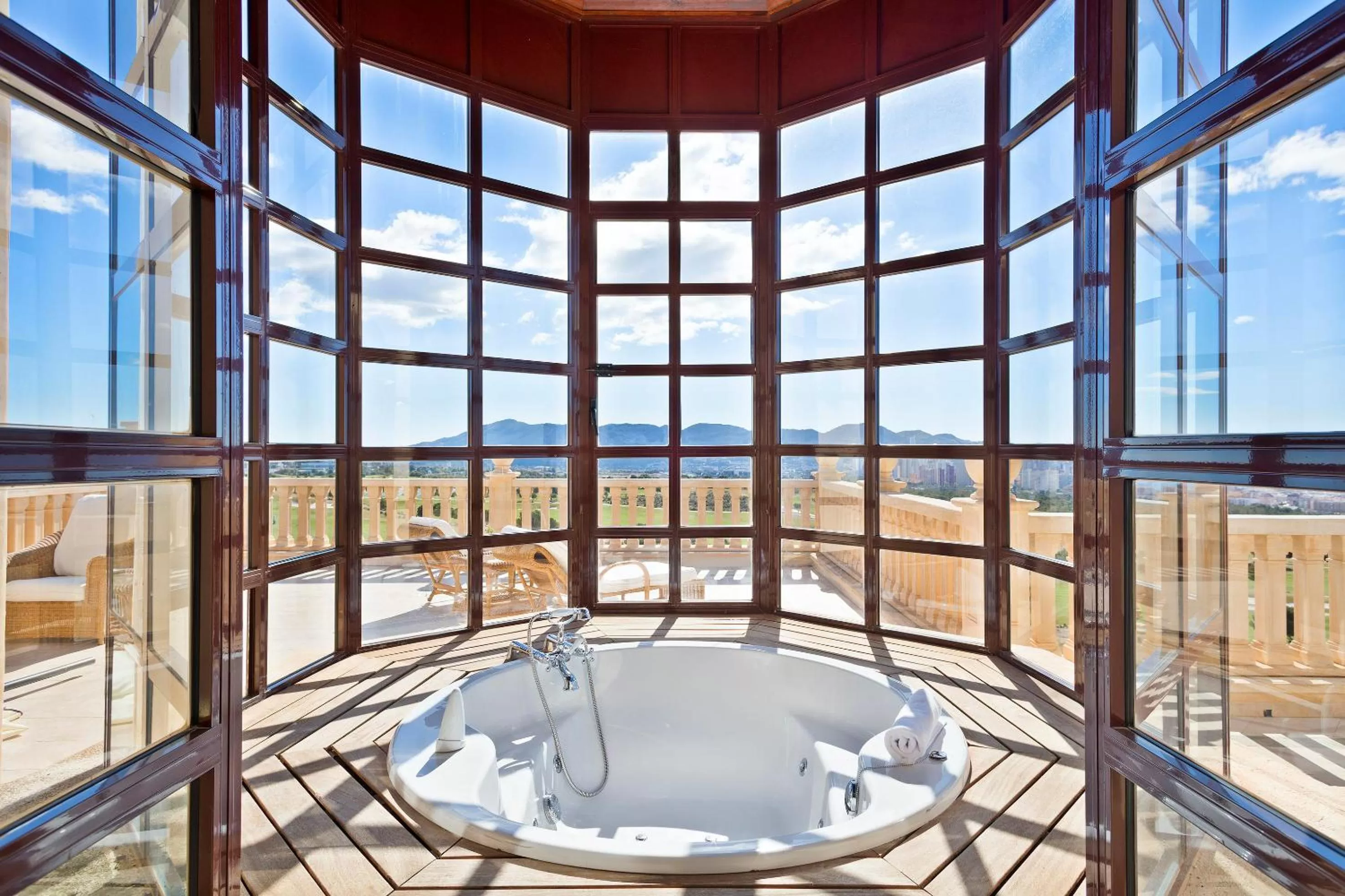 Hot Tub in Melia Villaitana