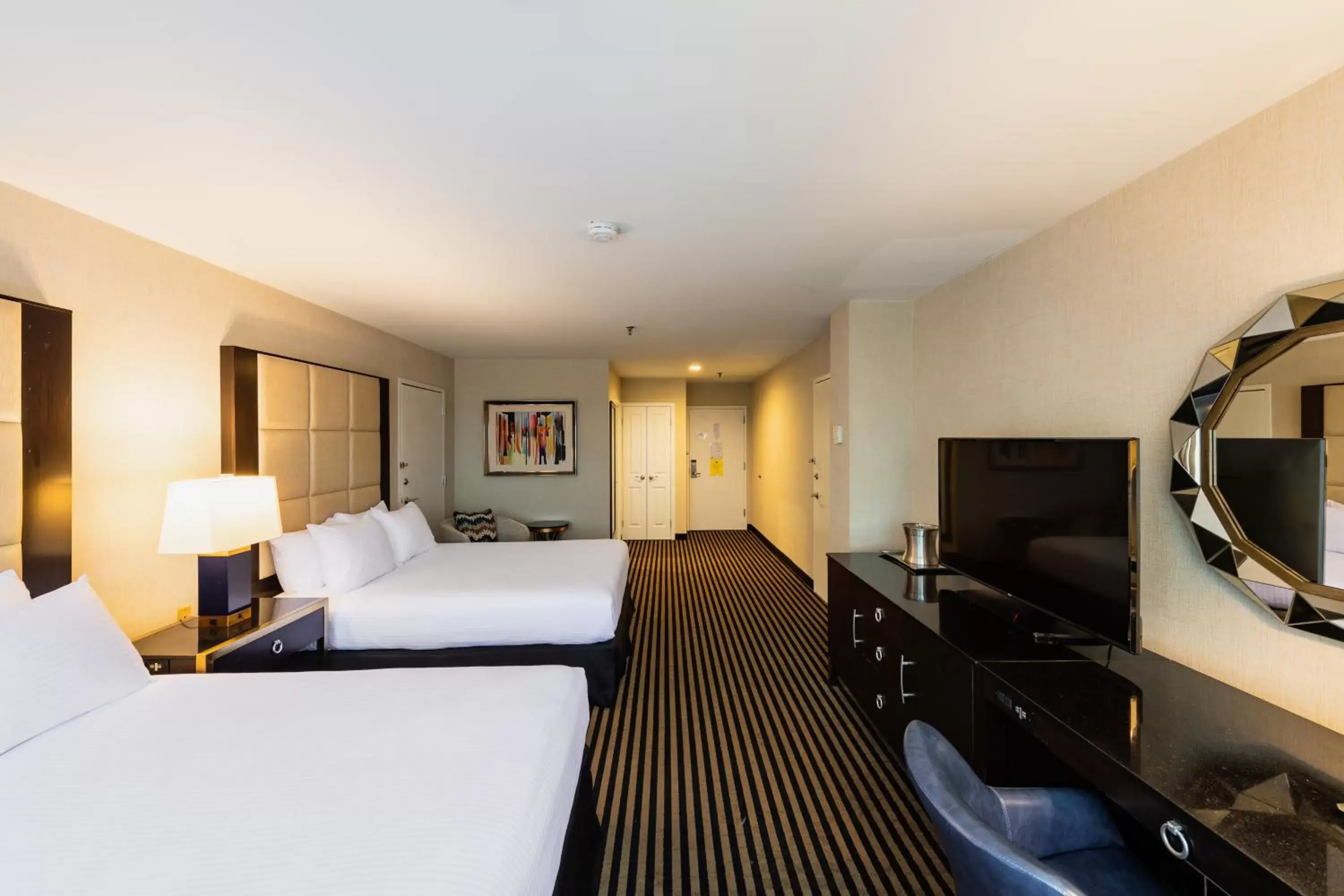 Photo of the whole room, Bed in APA Hotel Woodbridge Photo of the whole room, Bed in APA Hotel Woodbridge