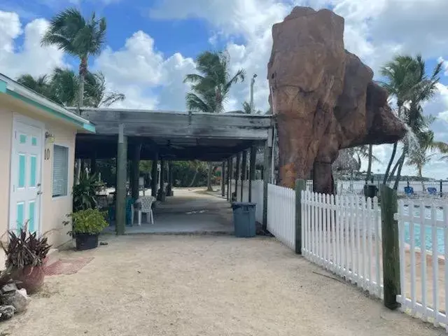 Property Building in Coconut Cove Resort & Marina