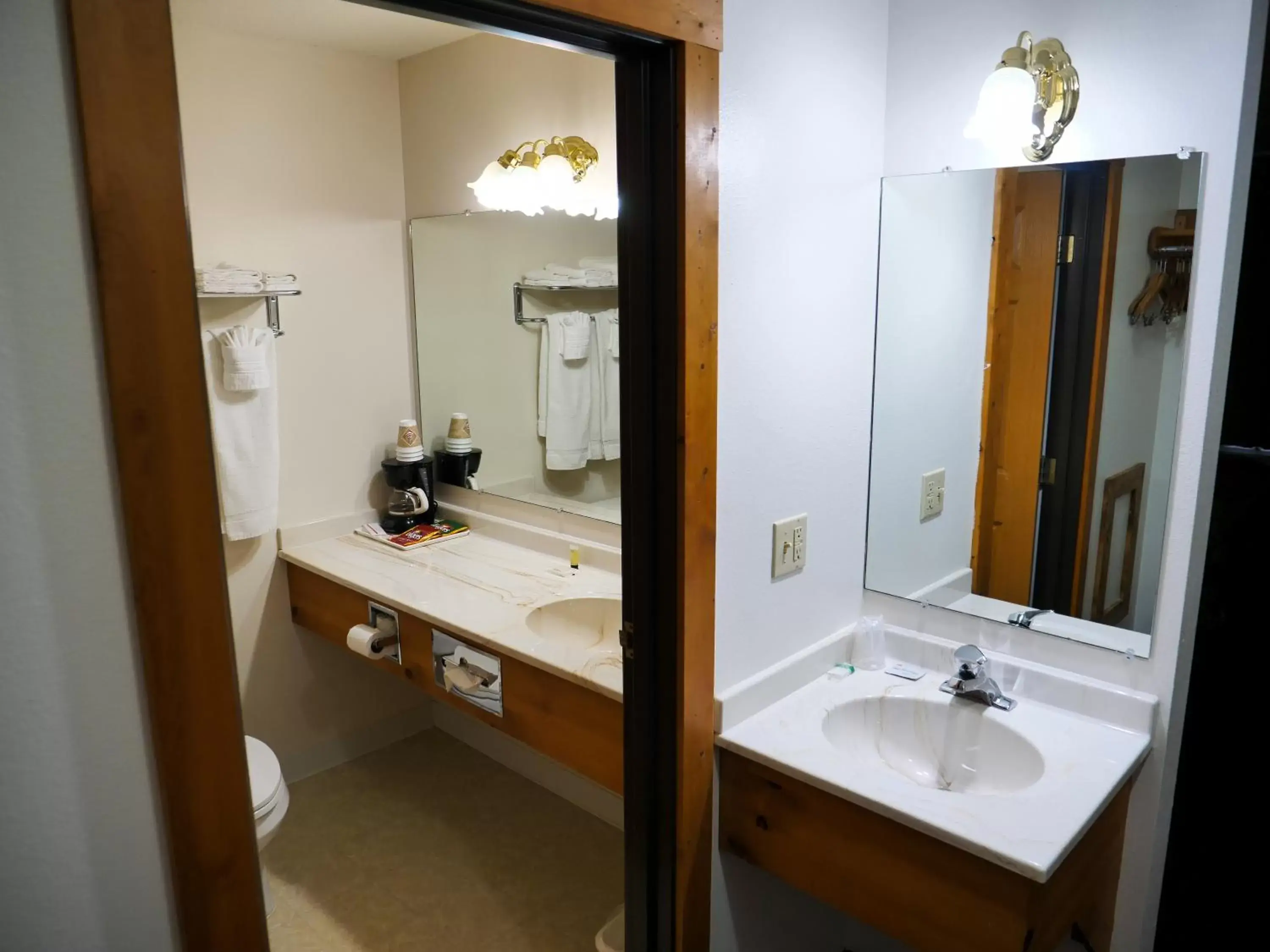 Bathroom in Range Country Lodging