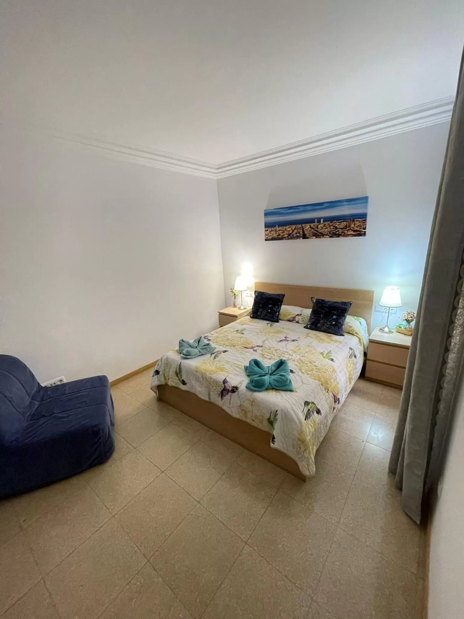 Bed in Nuevo Balmes Habitaciones