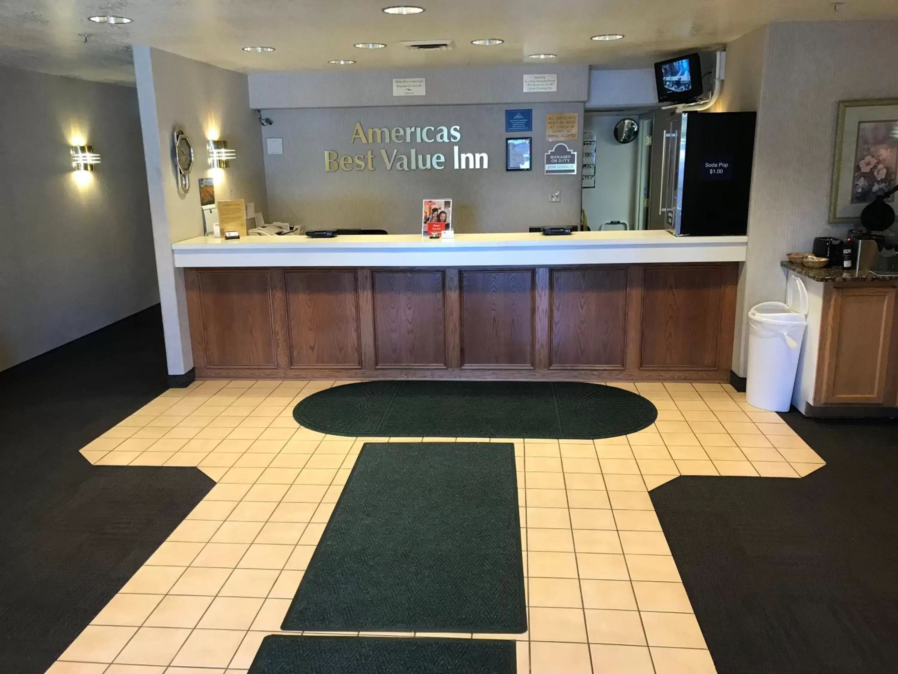 Lobby/Reception in Americas Best Value Inn Cedar City