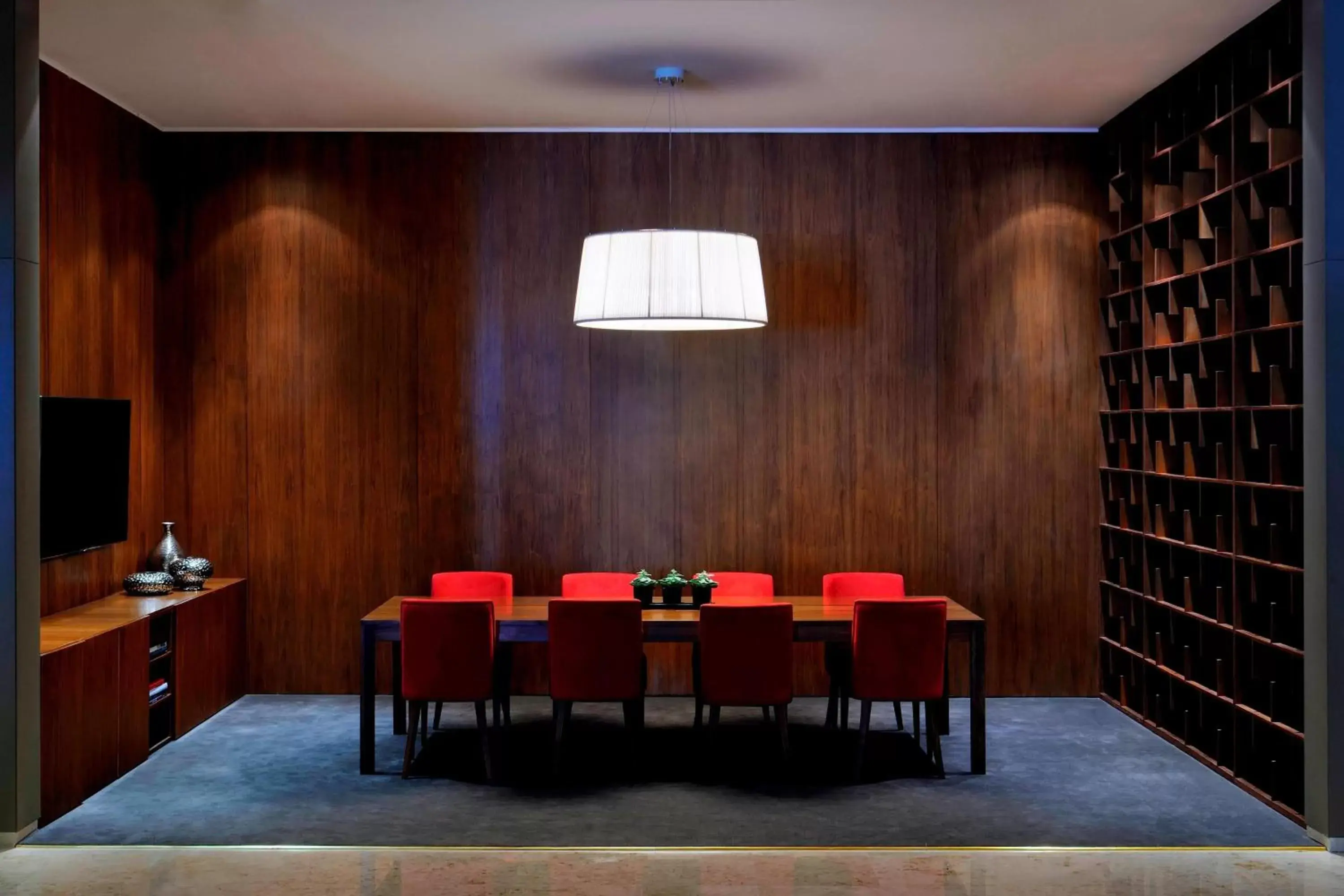 Meeting/conference room in Marriott Marquis City Center Doha Hotel