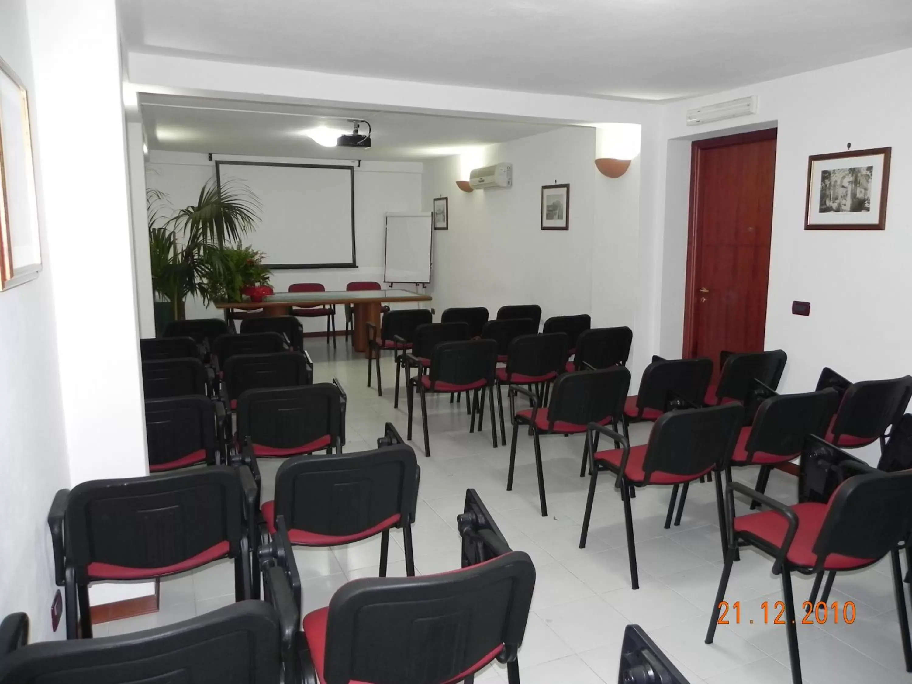 Meeting/conference room in Torreata Hotel & Residence