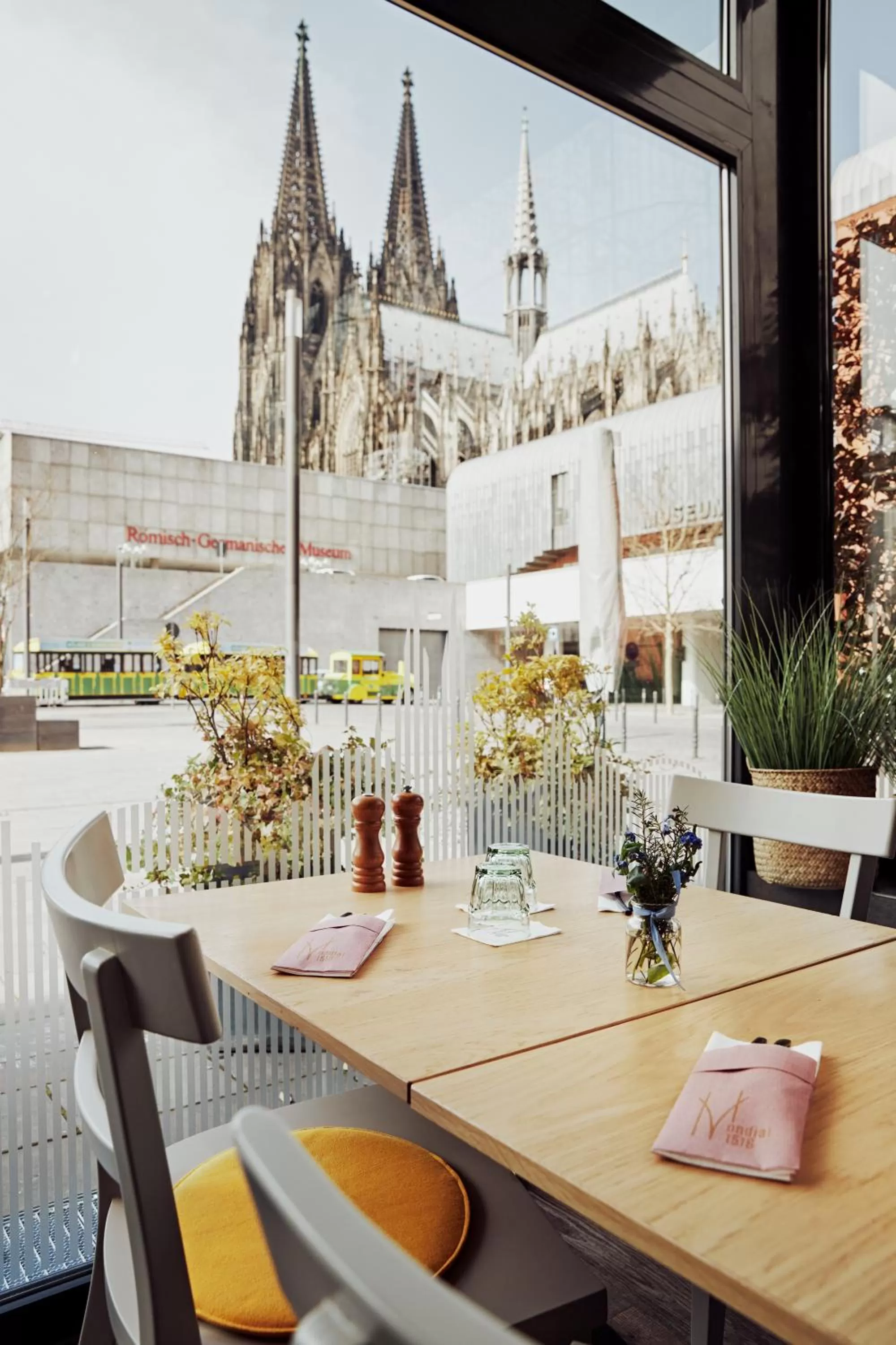 Restaurant/places to eat in Hotel Mondial am Dom Cologne MGallery