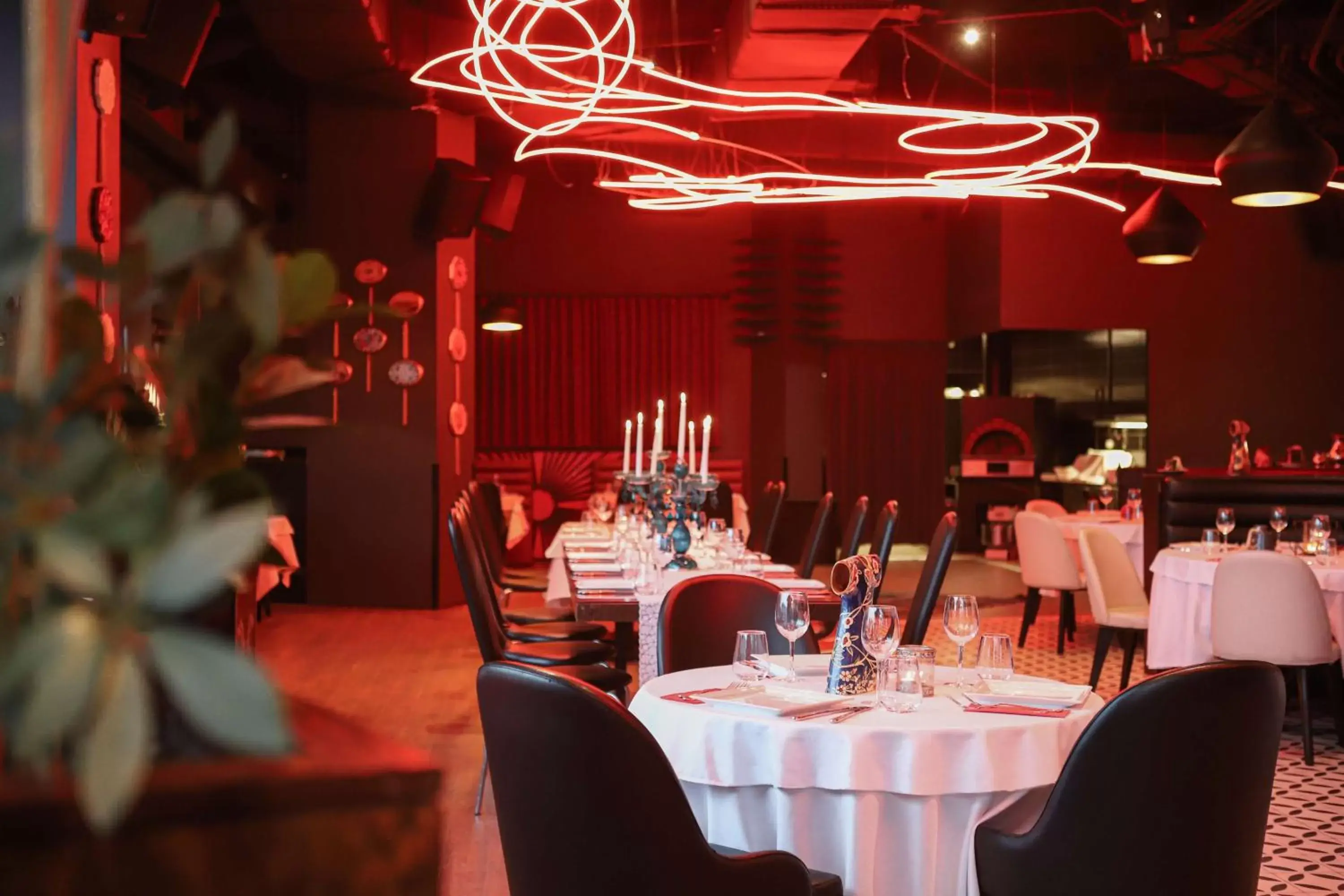 Lounge or bar, Restaurant/Places to Eat in Hilton Istanbul Kozyatagi