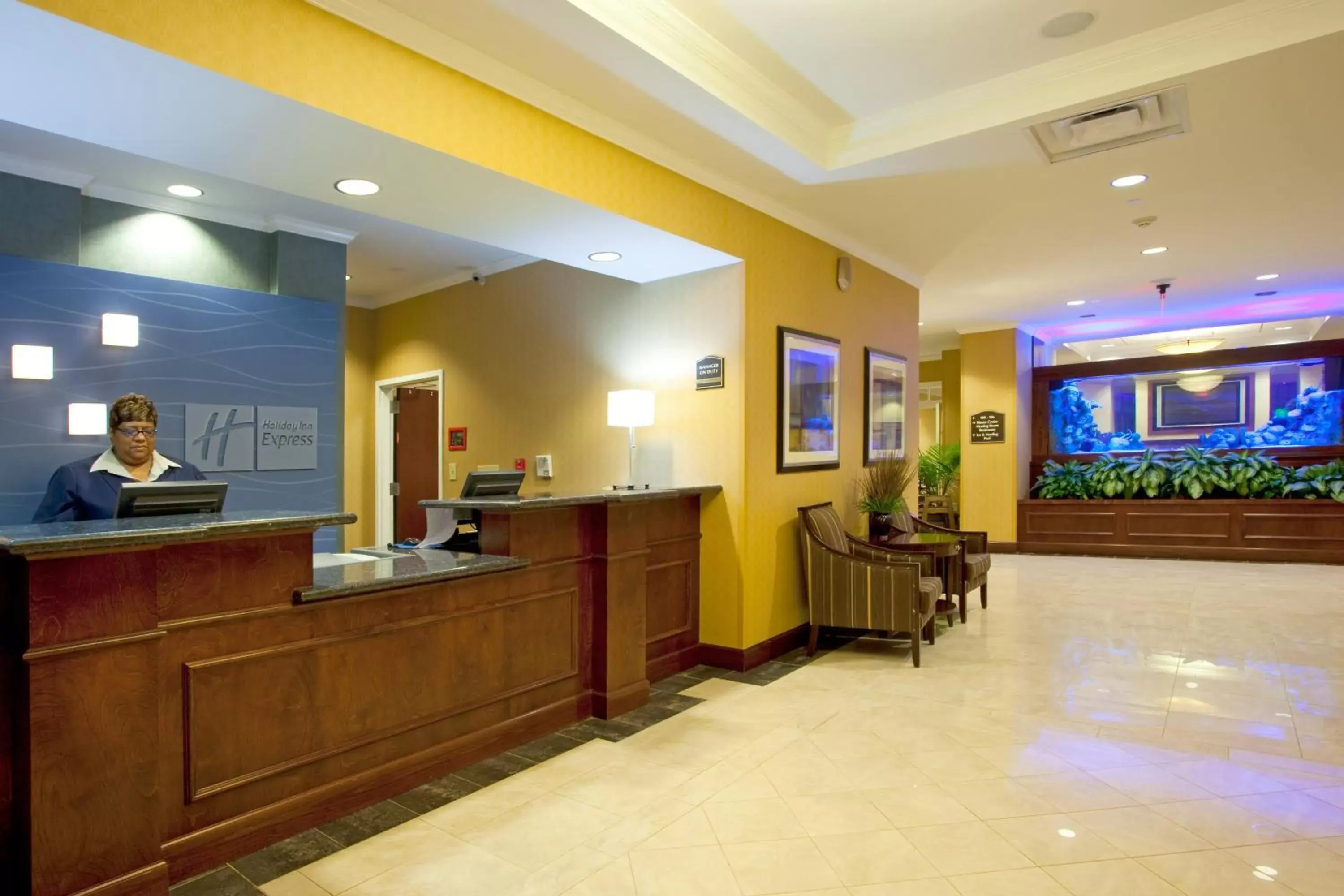 Property building, Lobby/Reception in Holiday Inn Express & Suites Columbus at Northlake, an IHG Hotel