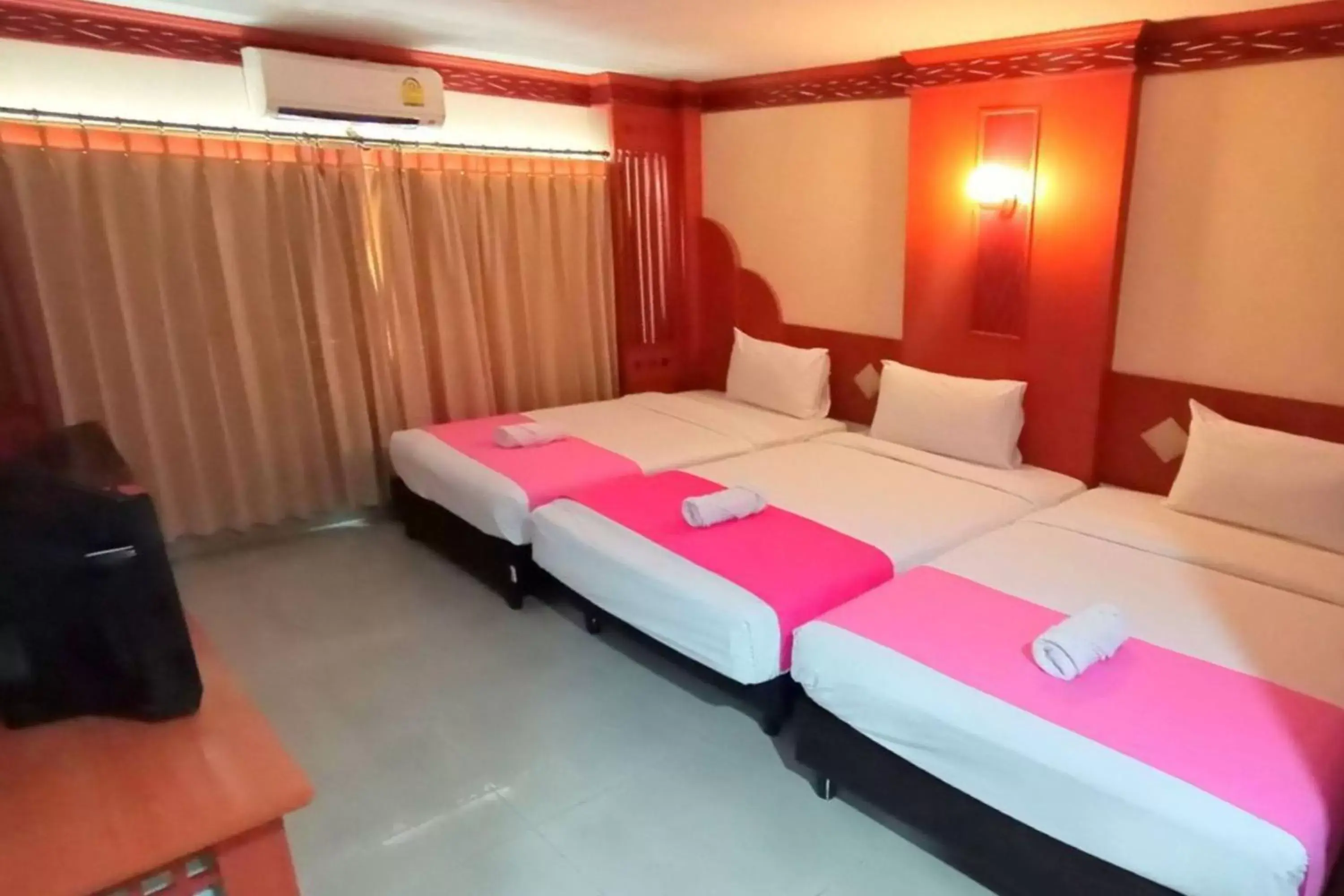 Bedroom, Bed in Poonsook Phitsanulok Hotel SHA Plus