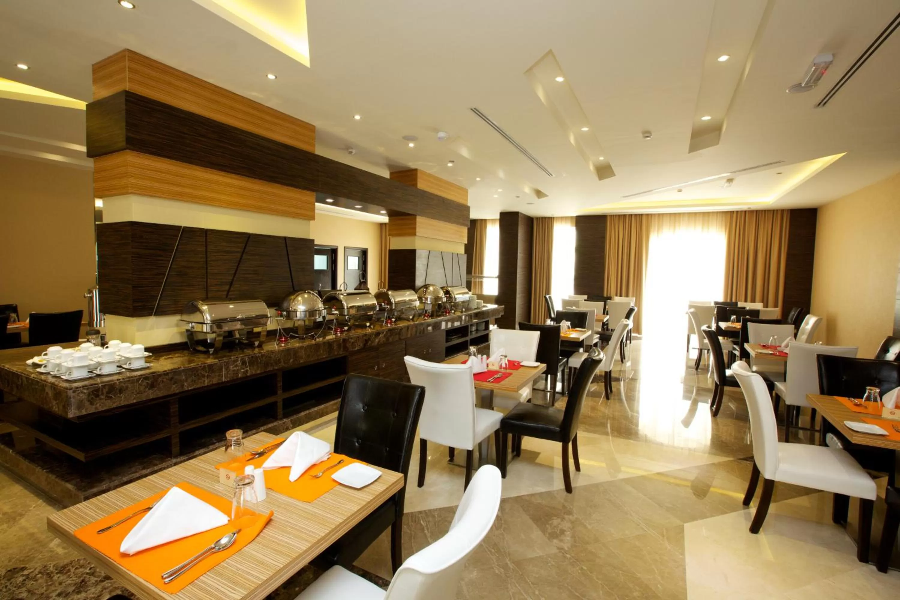 Restaurant/places to eat in Nehal Hotel