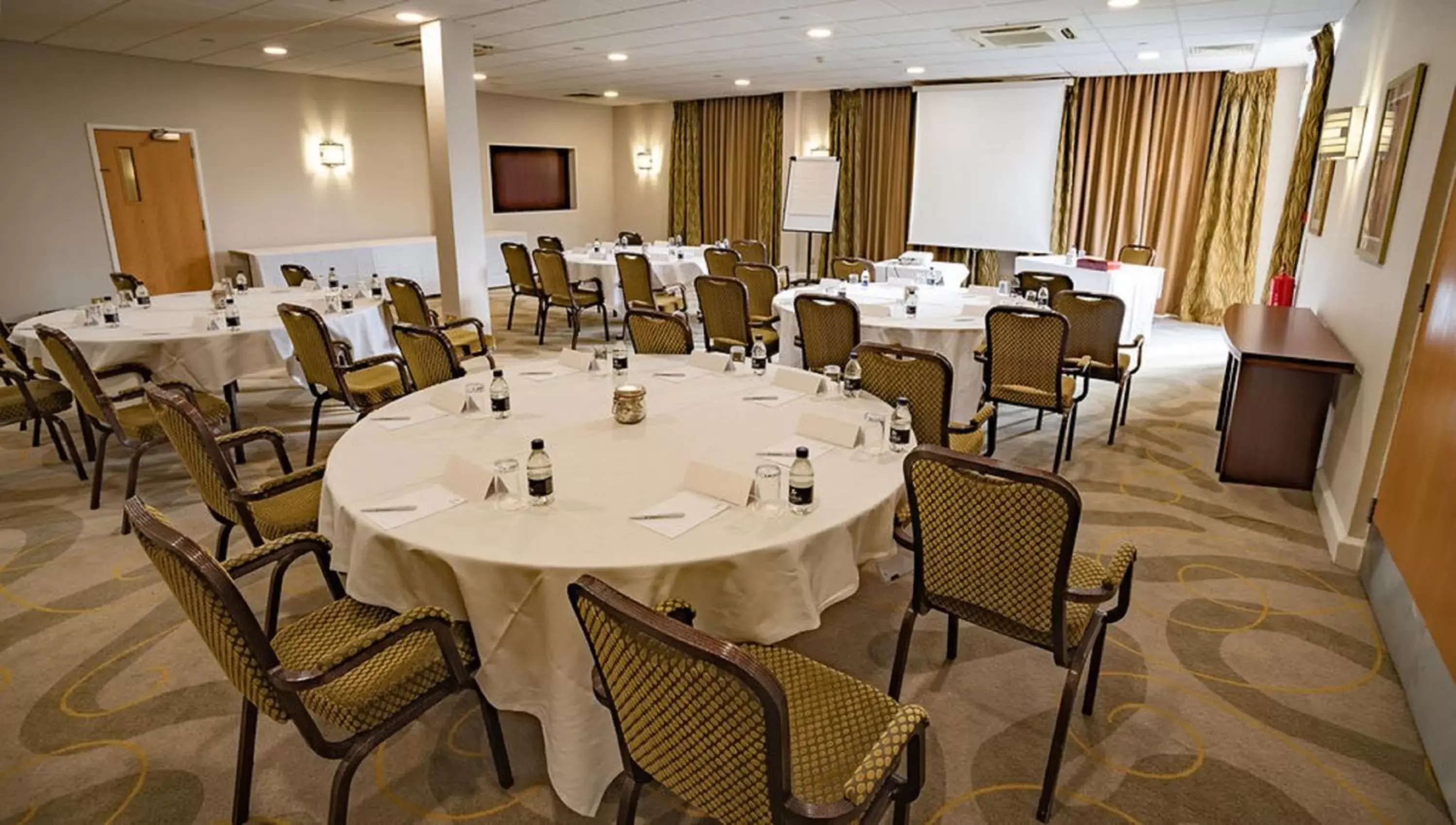 Meeting/conference room, Banquet Facilities in Holiday Inn Kenilworth - Warwick, an IHG Hotel