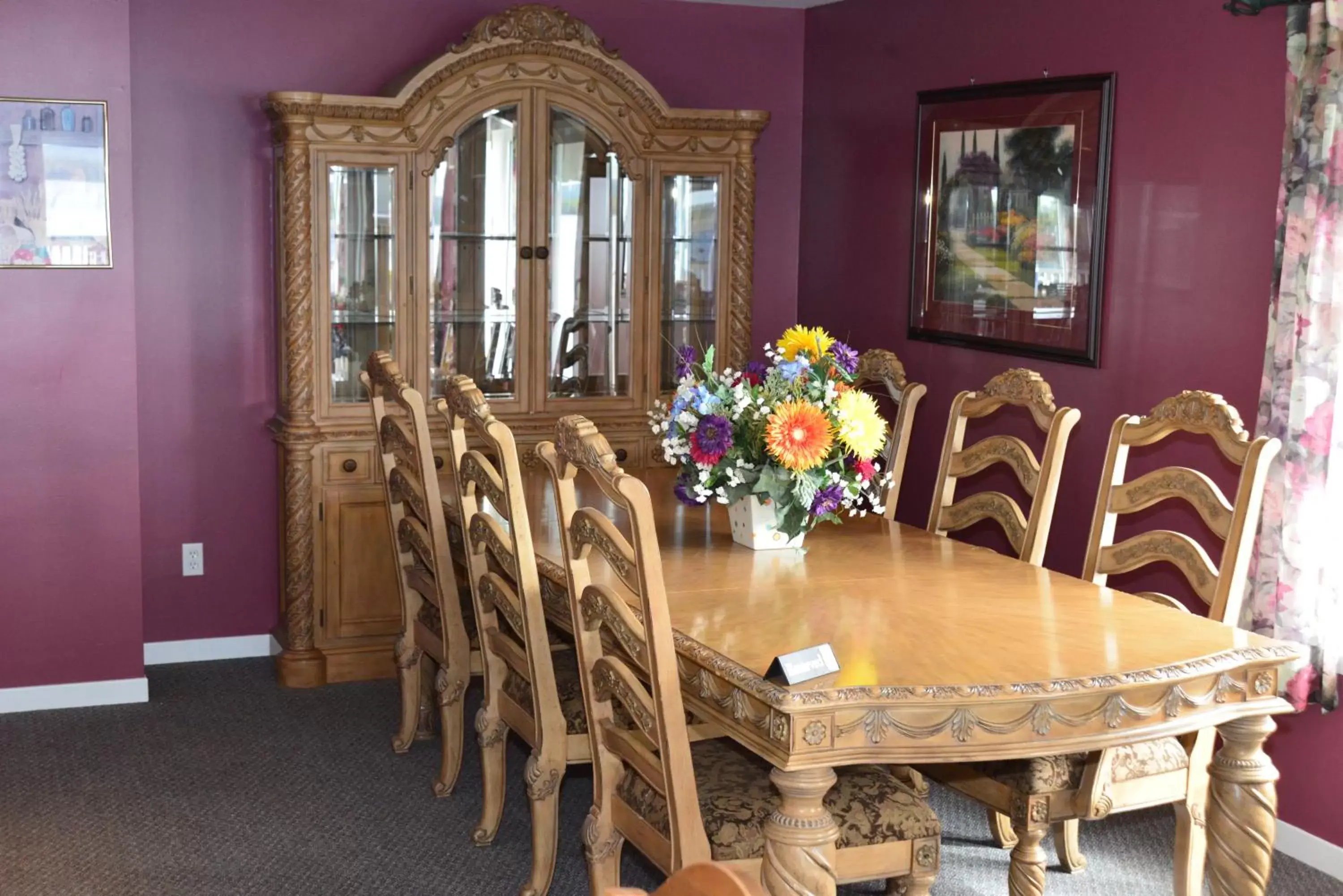 Dining Area in Trailsman Lodge