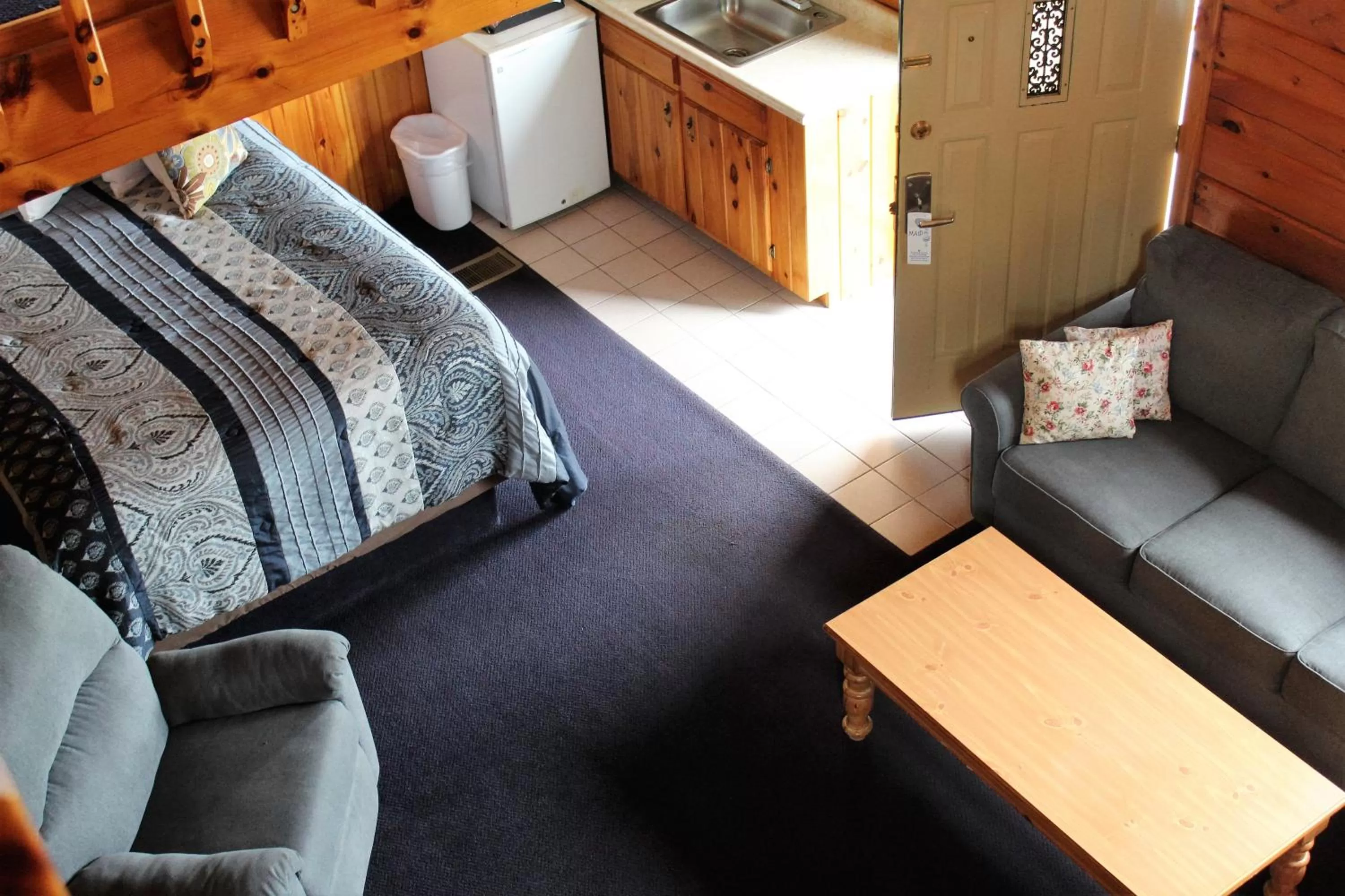 Living room in Stone Fence Resort