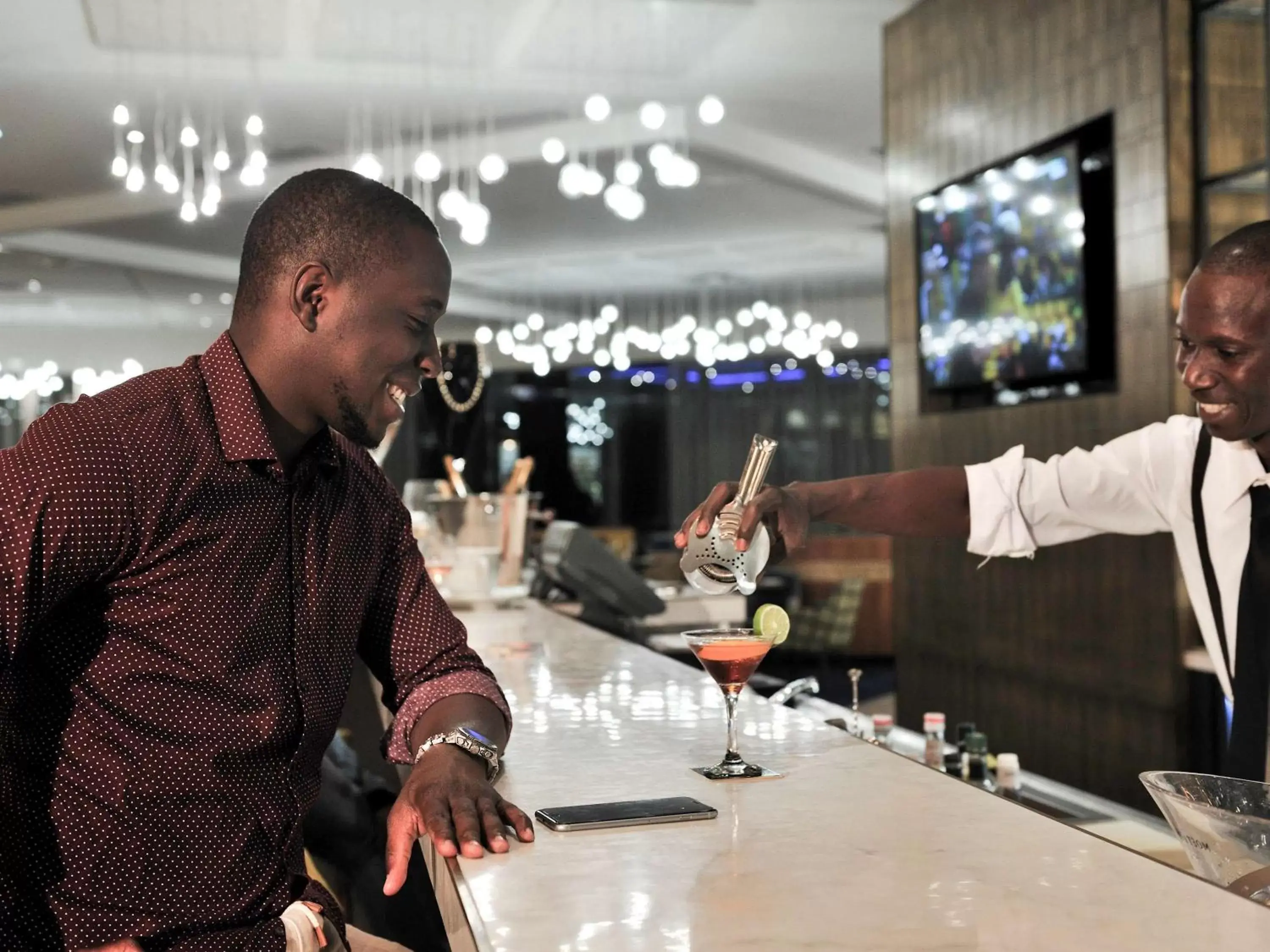 Lounge or bar in Pullman Dakar Teranga