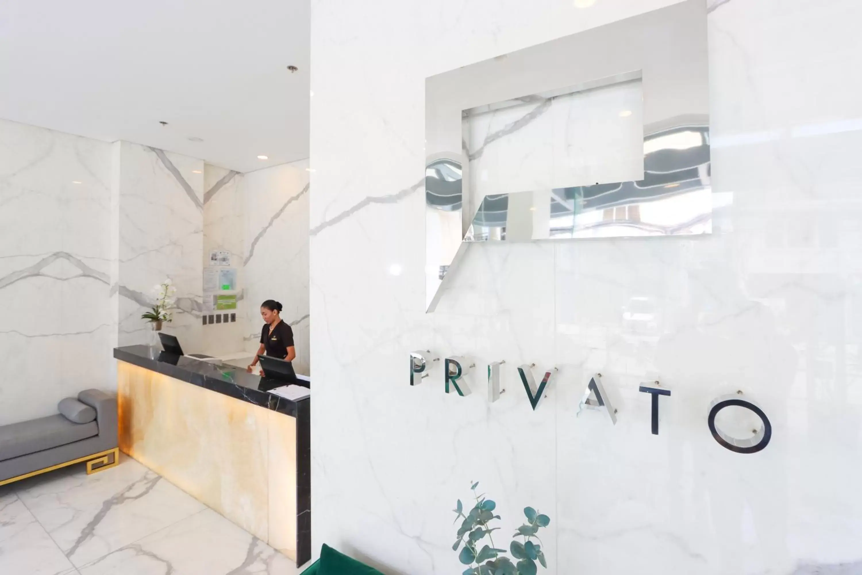 Lobby or reception in Privato Makati - Multiple Use Hotel